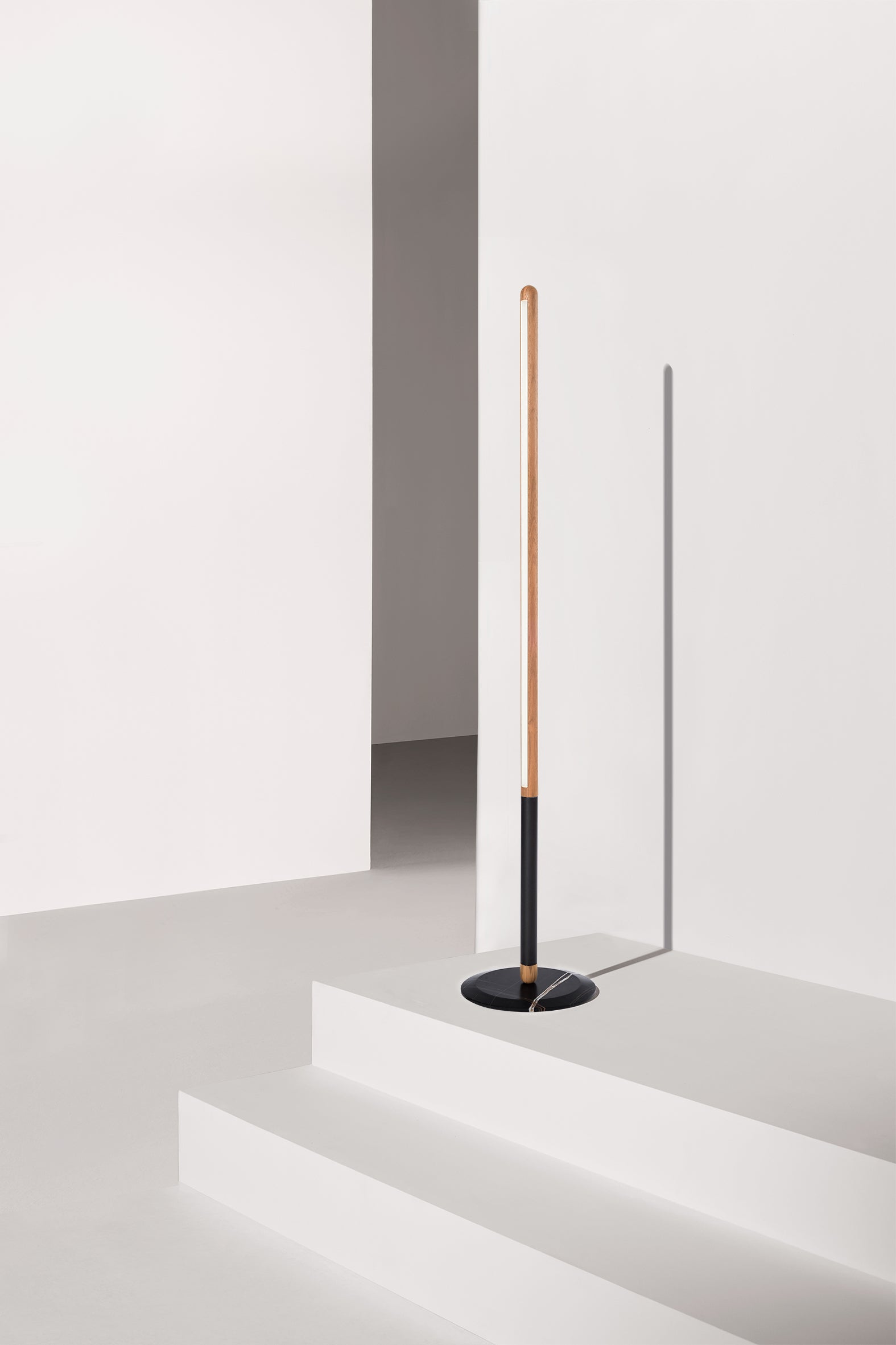 LINEA UNO Floor Lamp in Oak Wood with Graphite Finish and Marble Base