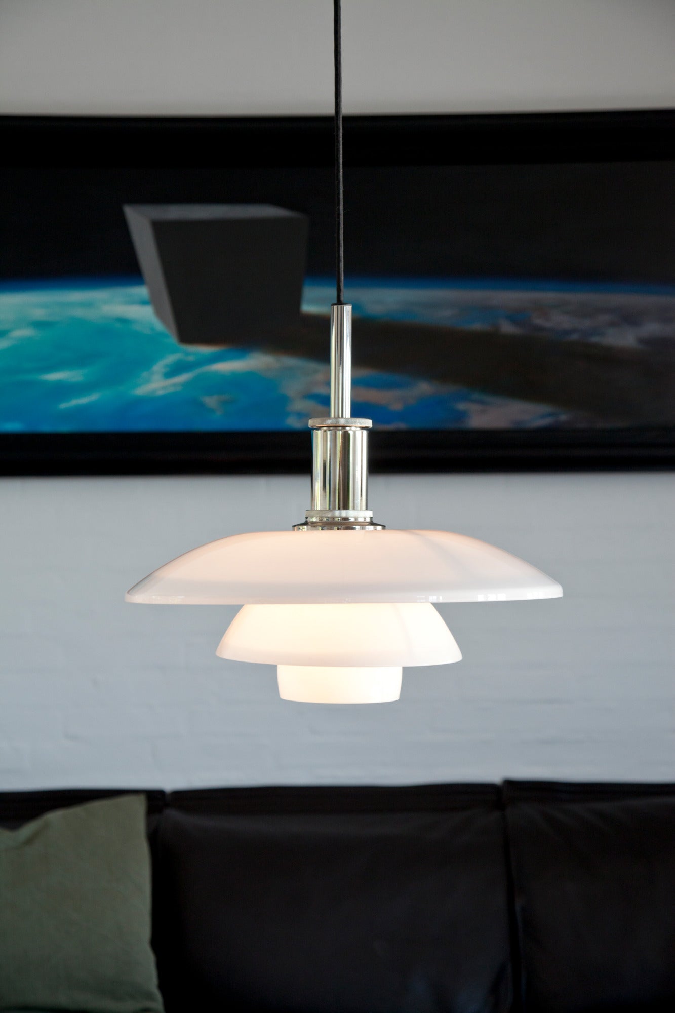 Lampa wisząca PH 4½-4 biały z chromowanym wykończeniem – Louis Poulsen