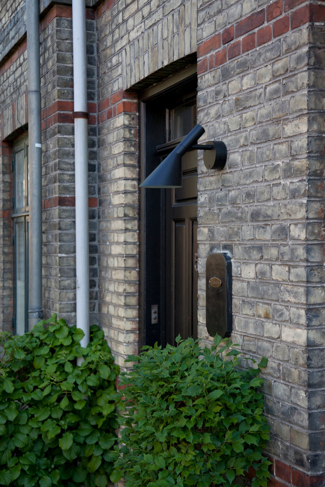 AJ 50 Black Outdoor Wall Lamp