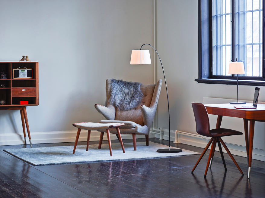 Table lamp MODEL 320 white with black base