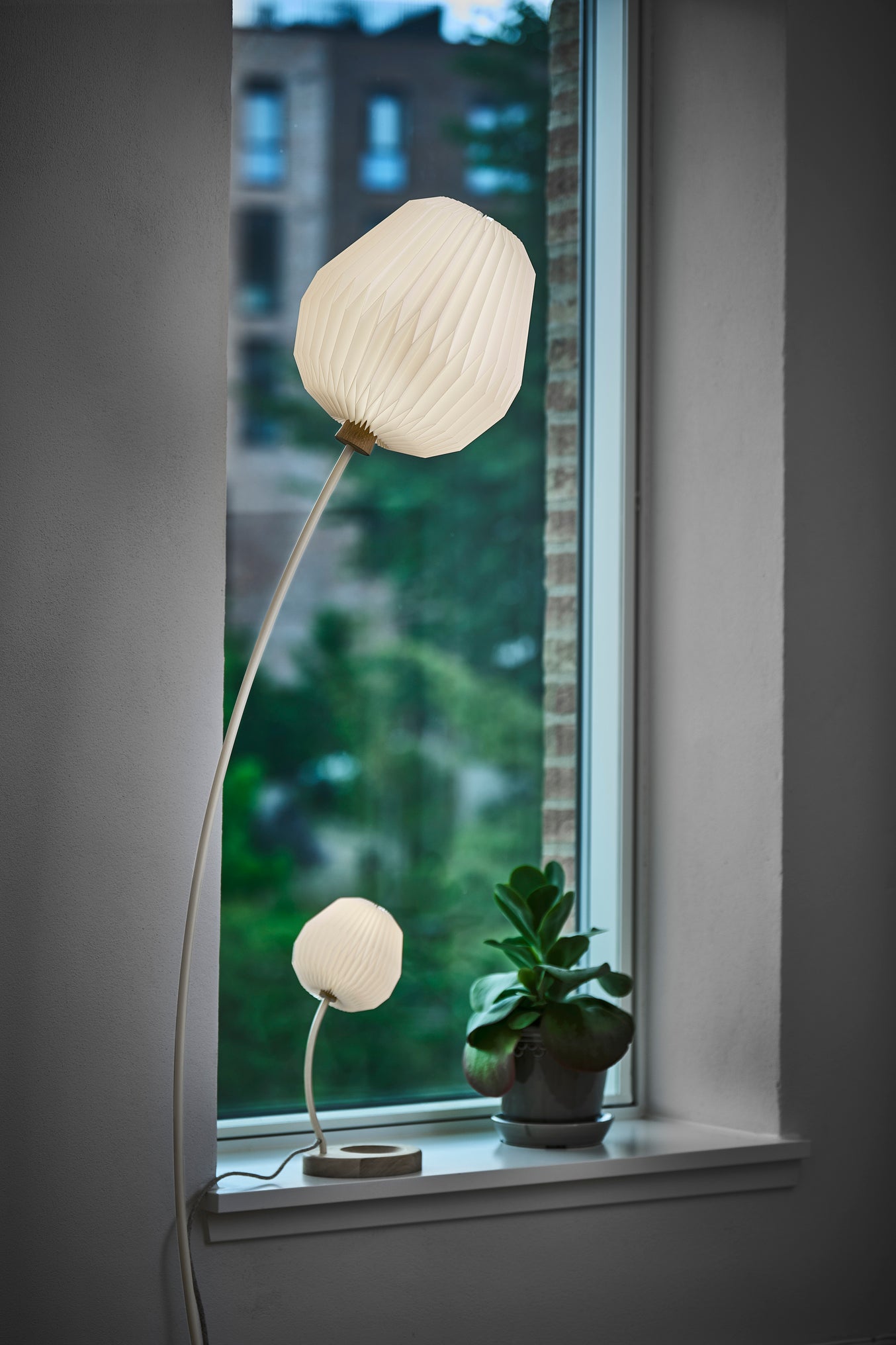 Floor lamp MODEL 330 BOUQUET white