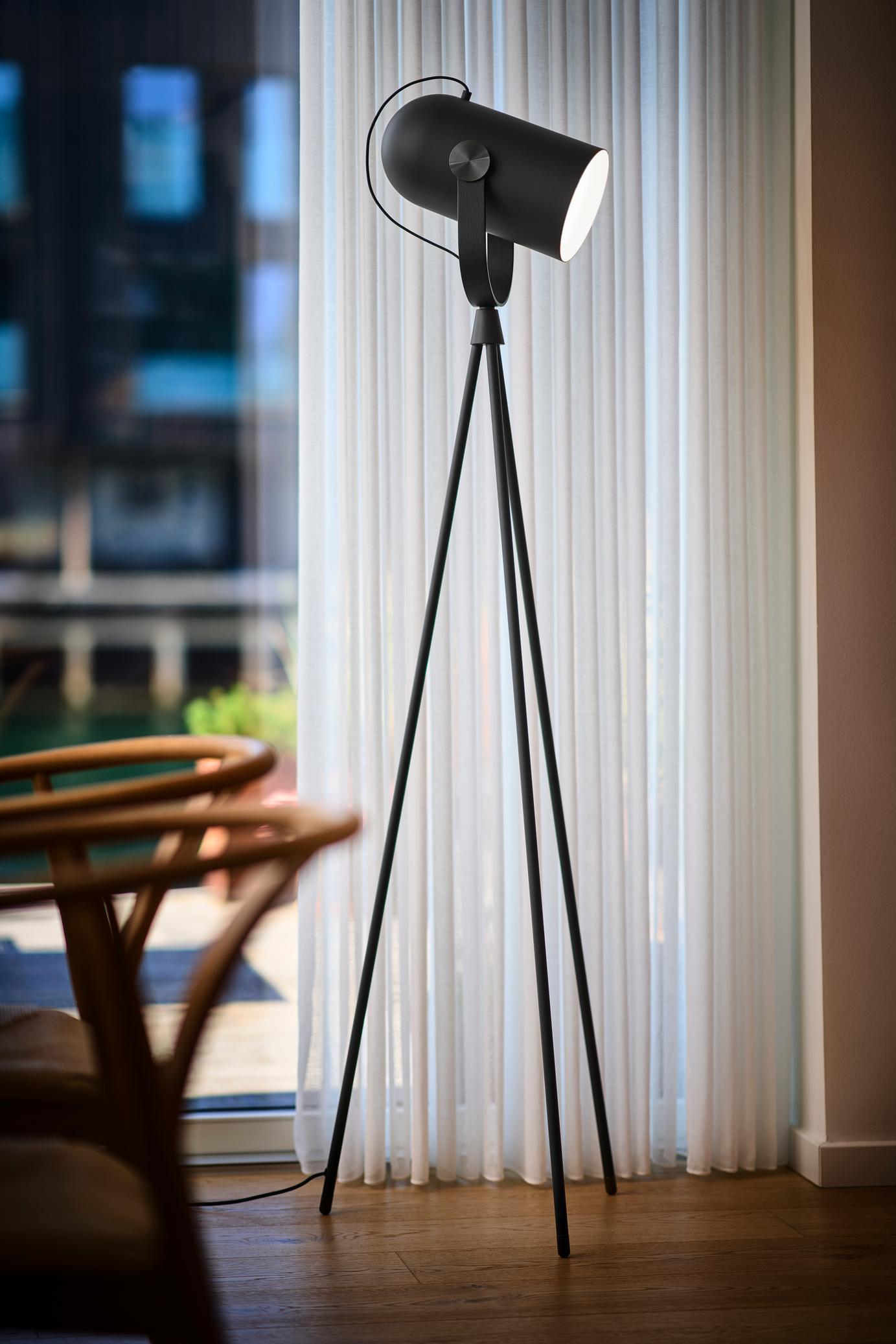 Stehlampe MODELL 362 CARRONADE II schwarz
