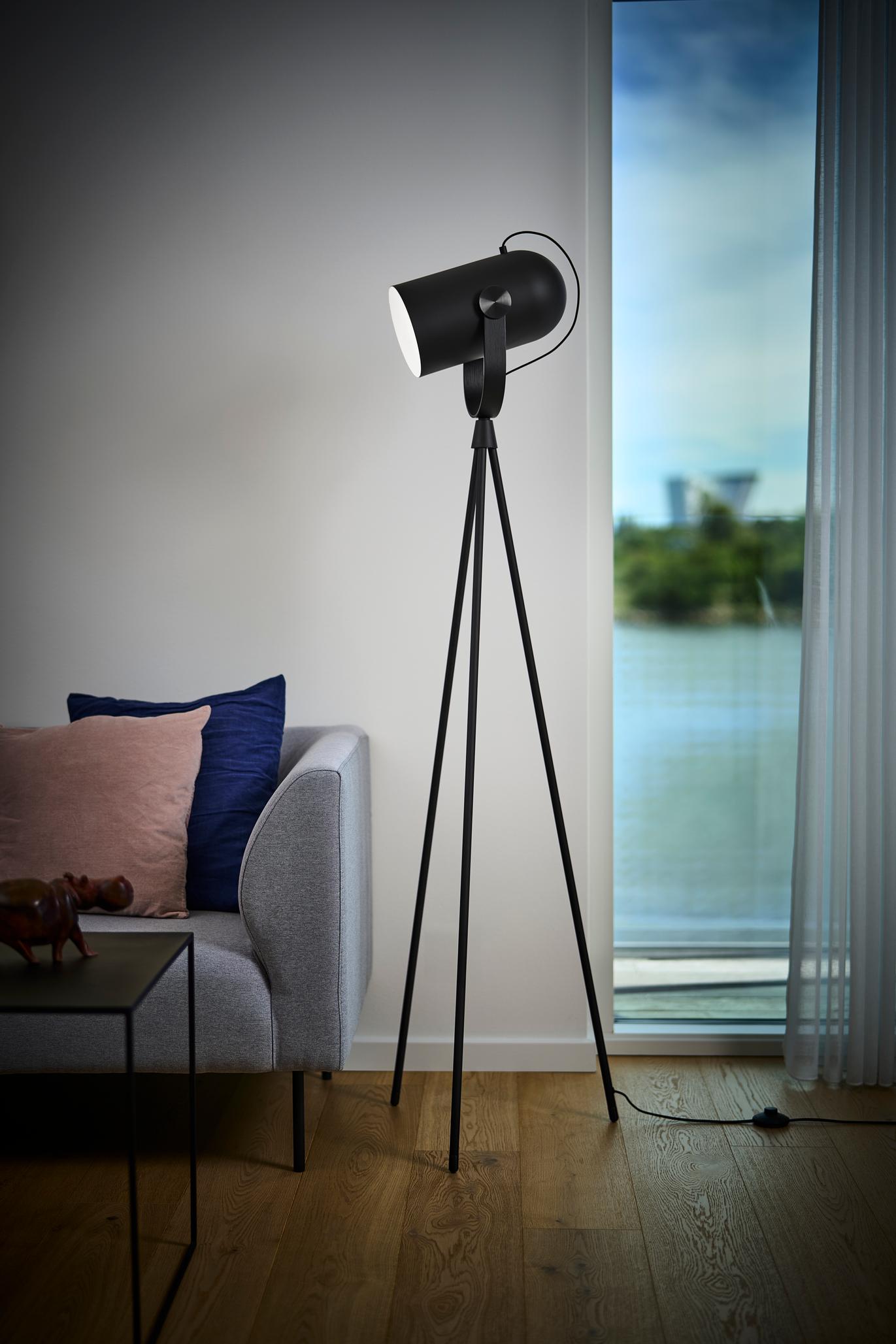 Stehlampe MODELL 362 CARRONADE II schwarz