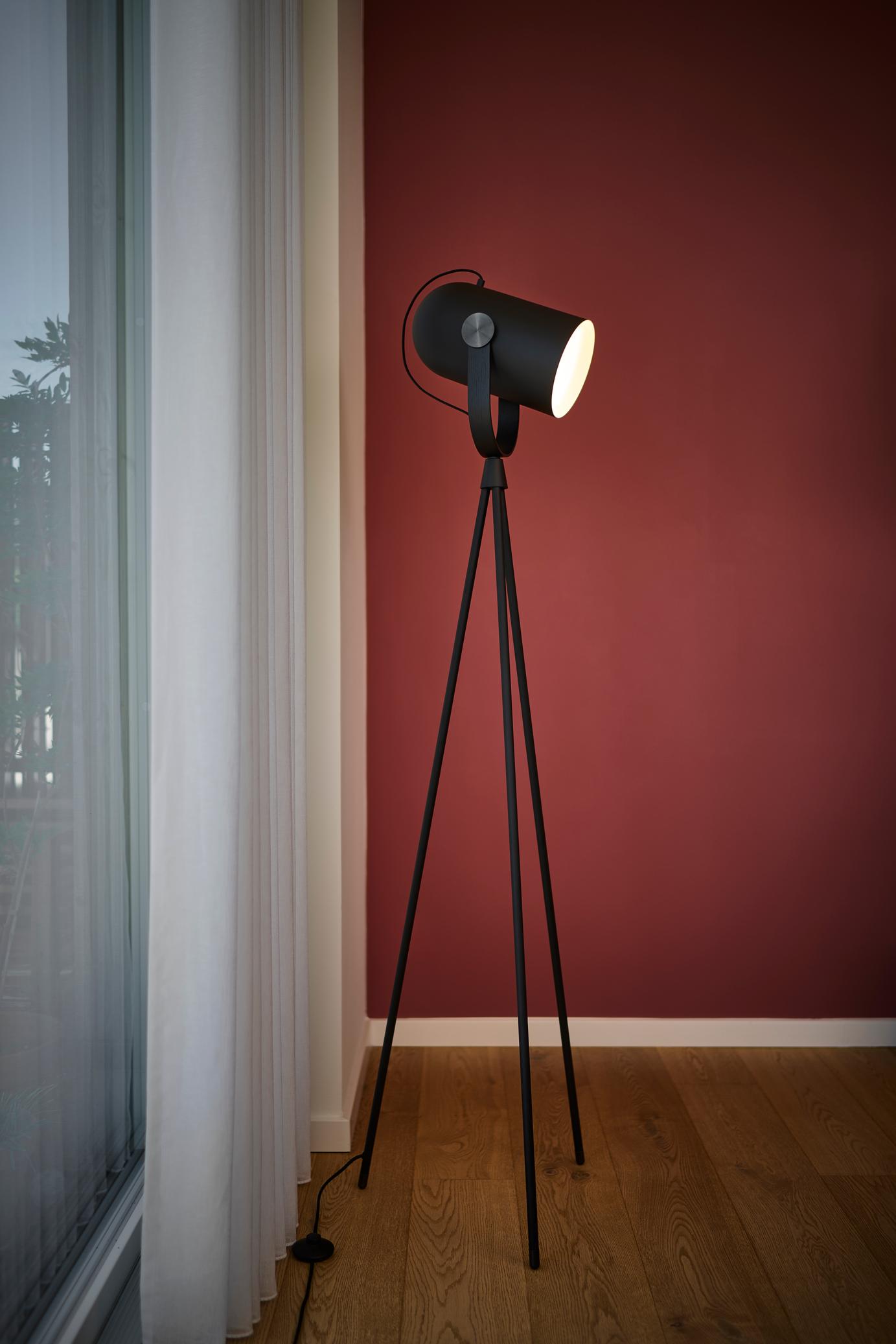 Stehlampe MODELL 362 CARRONADE II schwarz