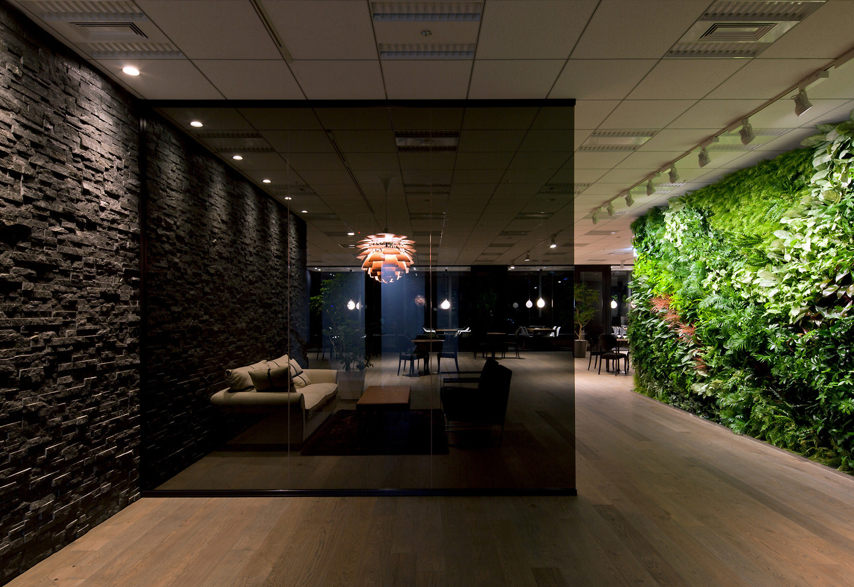 MOSER white pendant lamp