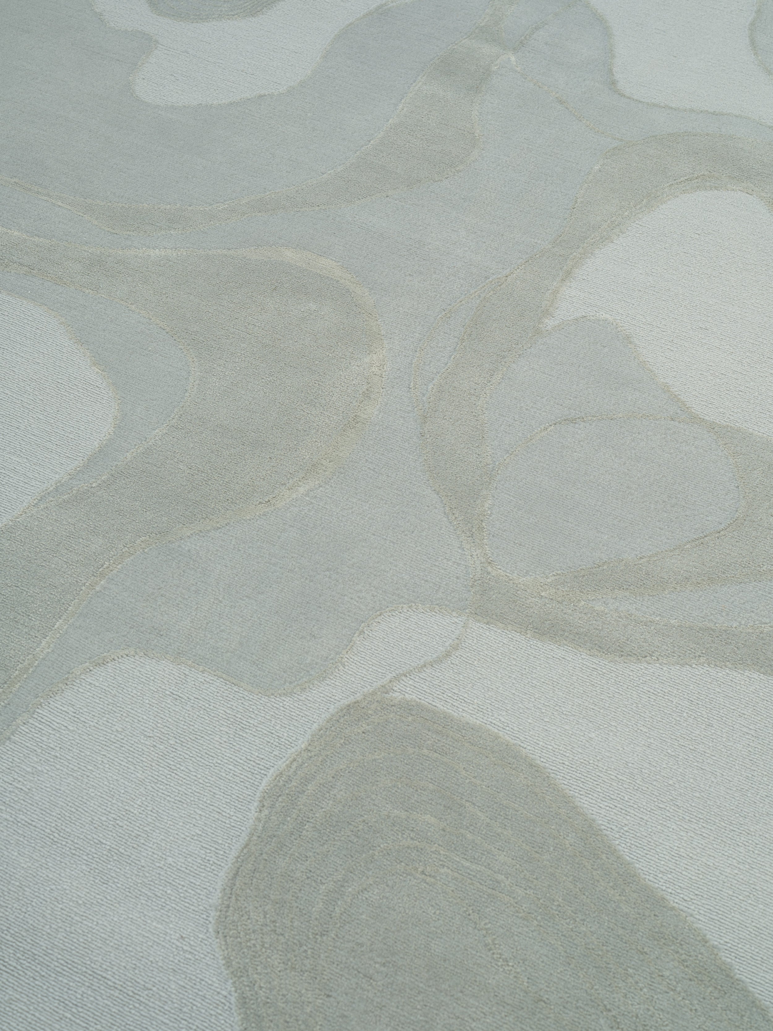 AQUAVERSE mint rug