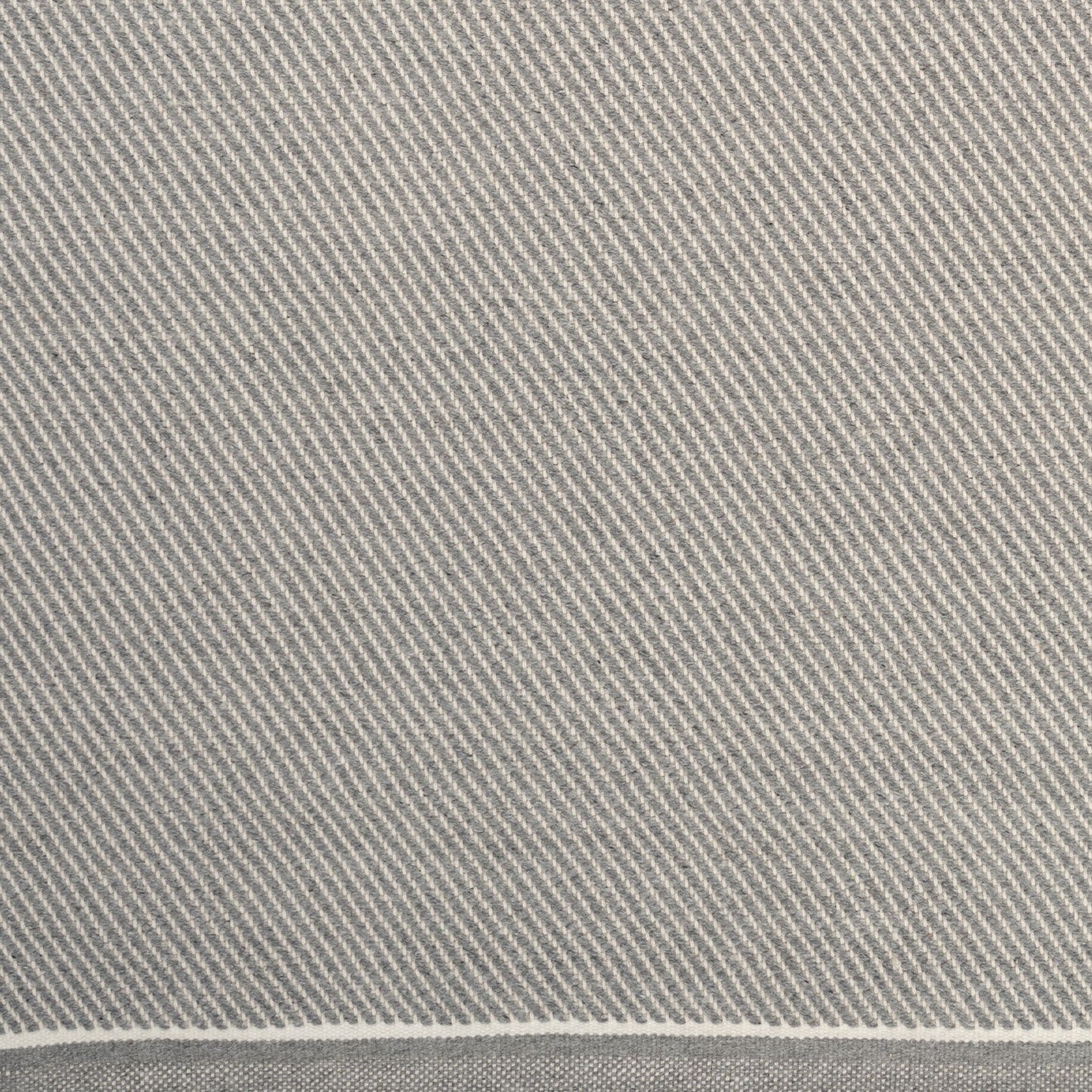 Teppich DAWN LIGHT grau mit weißem Streifen