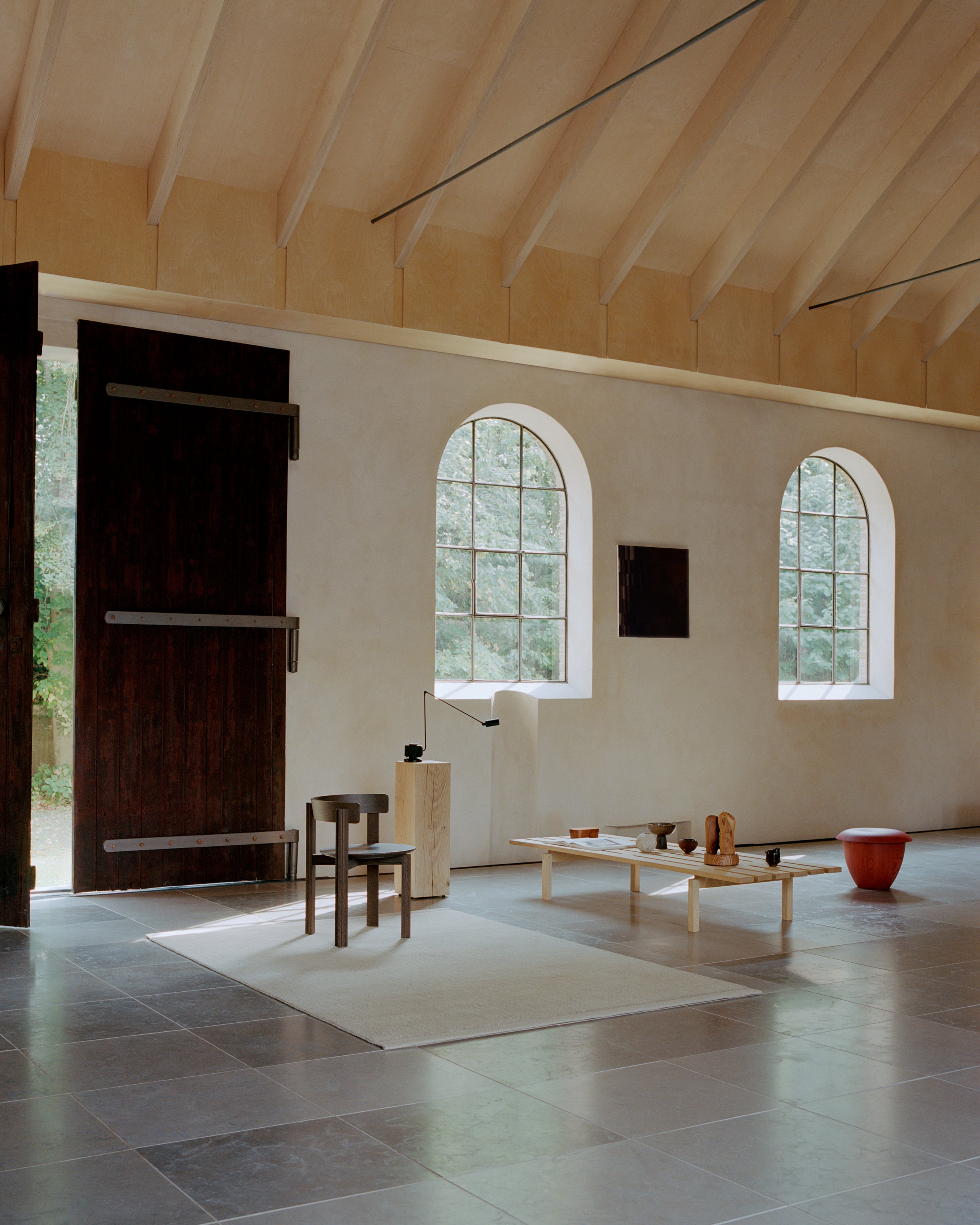 HUSHED FRAME rug in dark beige