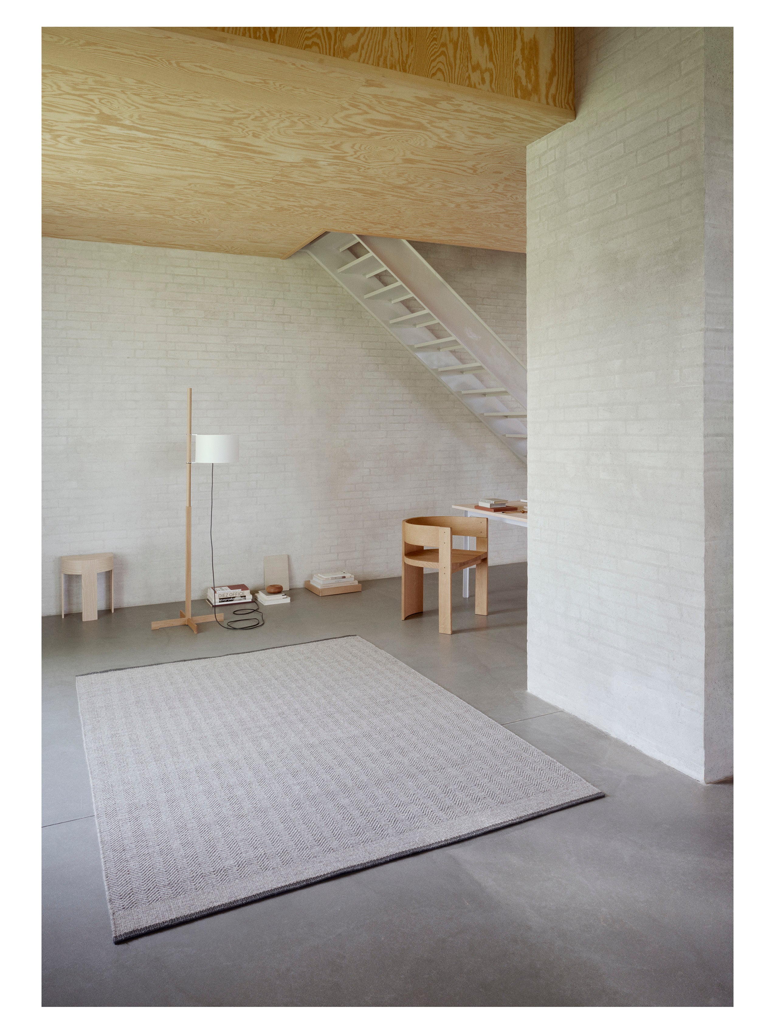 Dywan STRATUM ECHO granitowy szary – Linie Design