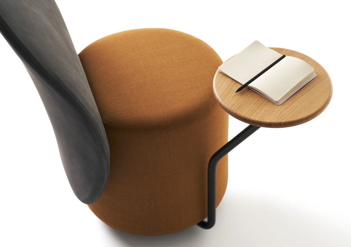 Polsterstuhl mit Tisch LOOMI