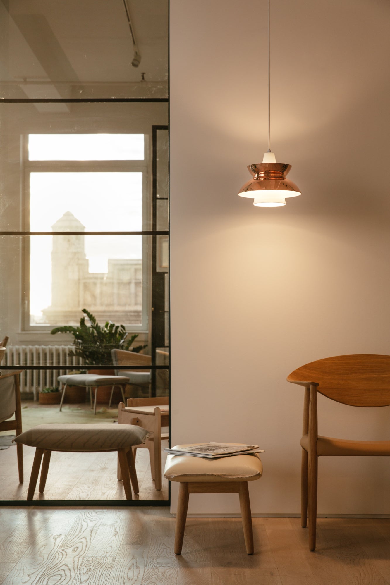DOO-WOP pendant lamp white with copper finish