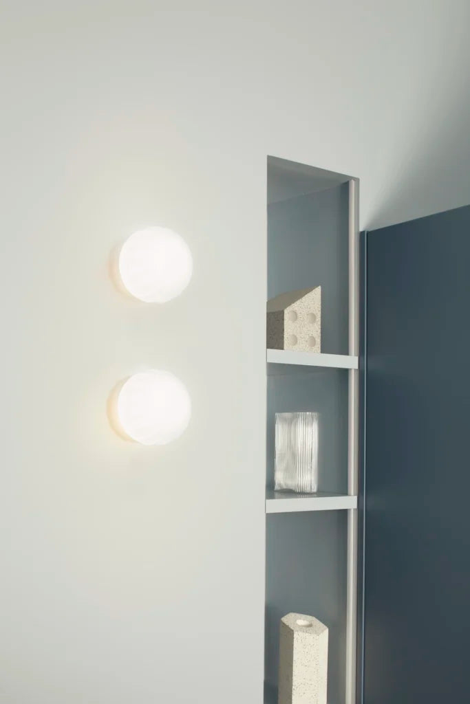 Lita weiße Wandlampe