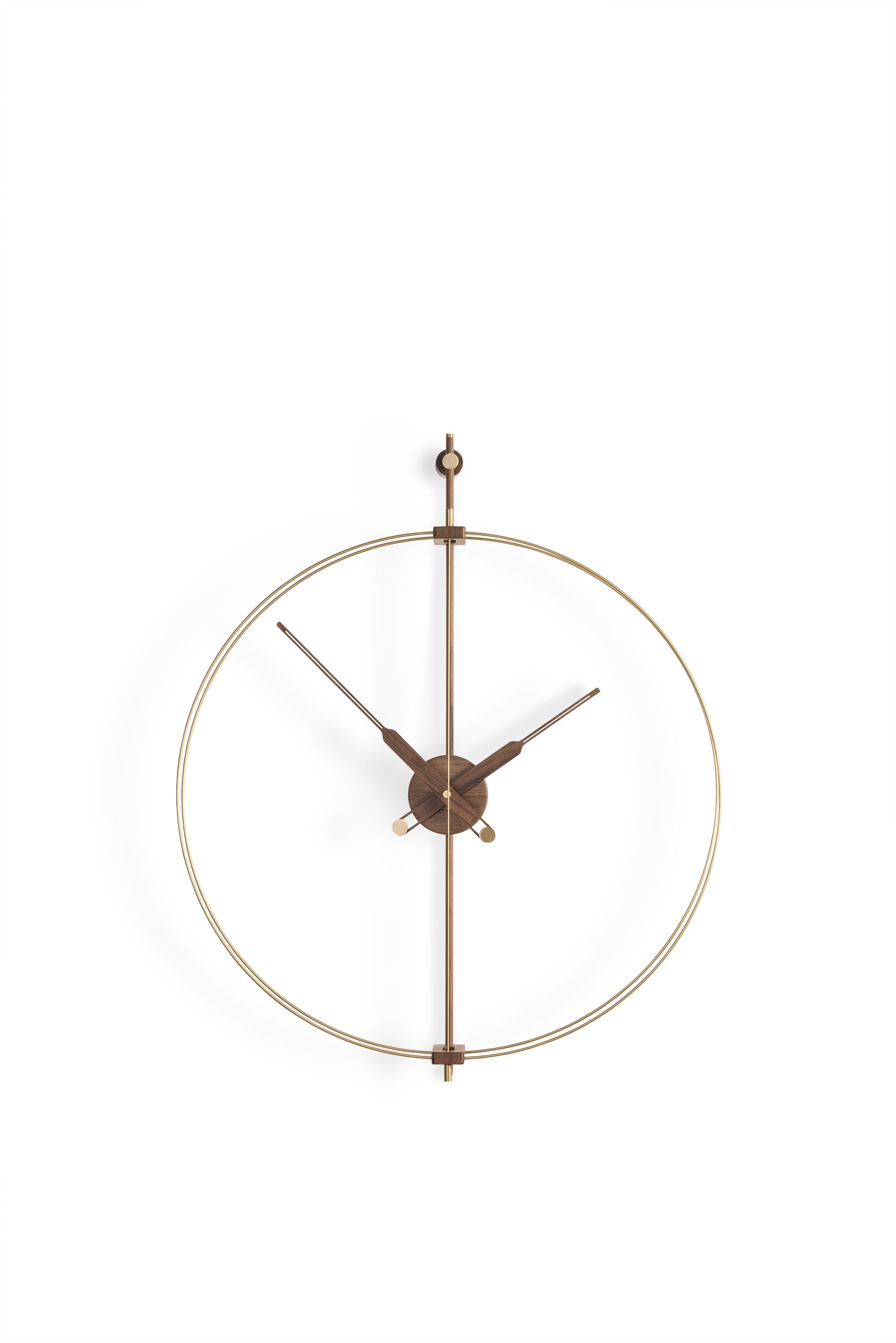 Wanduhr MINI BARCELONA PREMIUM aus Nussbaumholz mit messingfarbener Veredelung