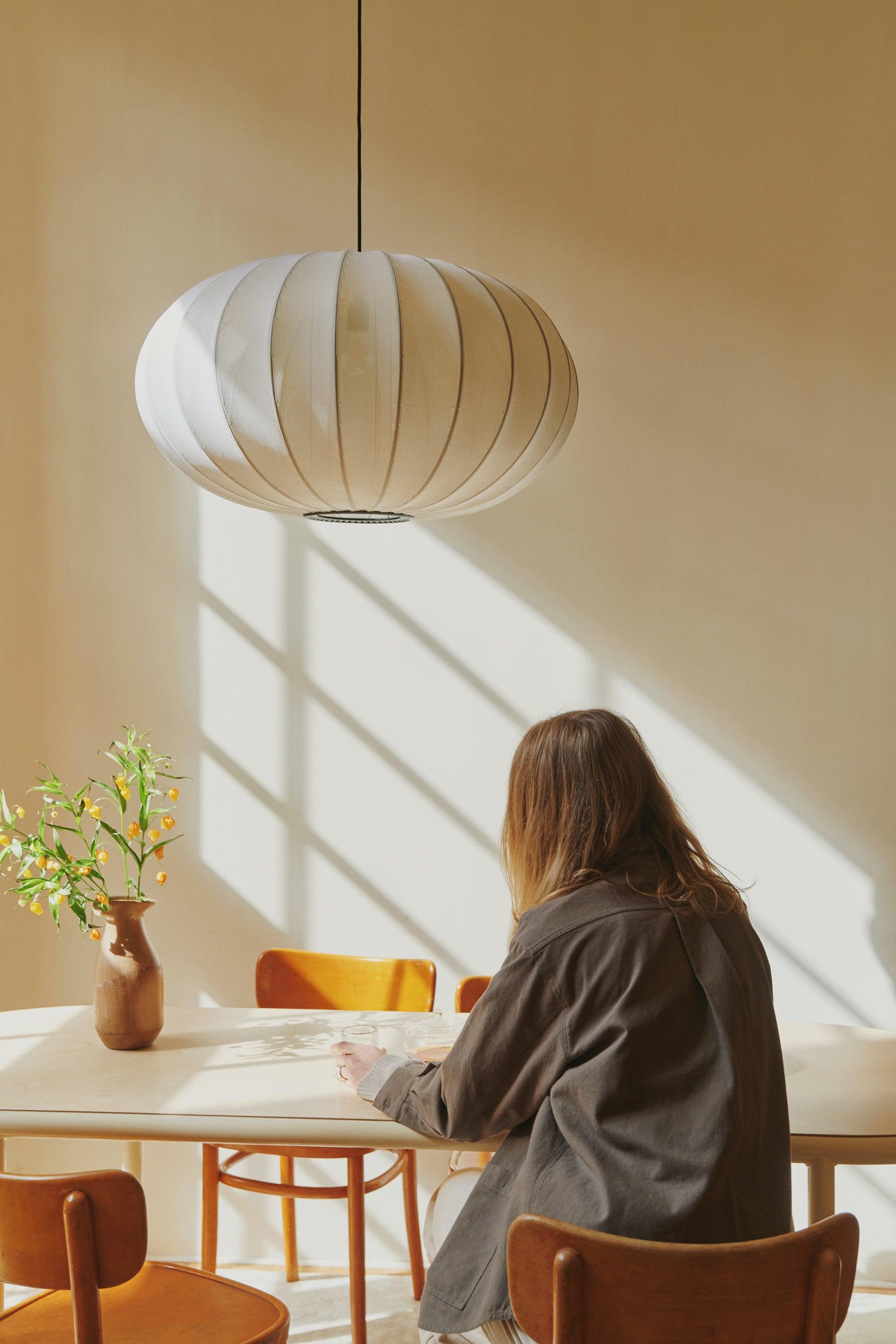 Knit-Wit Oval Black hanging lamp