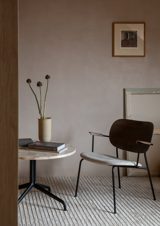 Sessel CO in hellbeige mit Rückenlehne aus Eiche