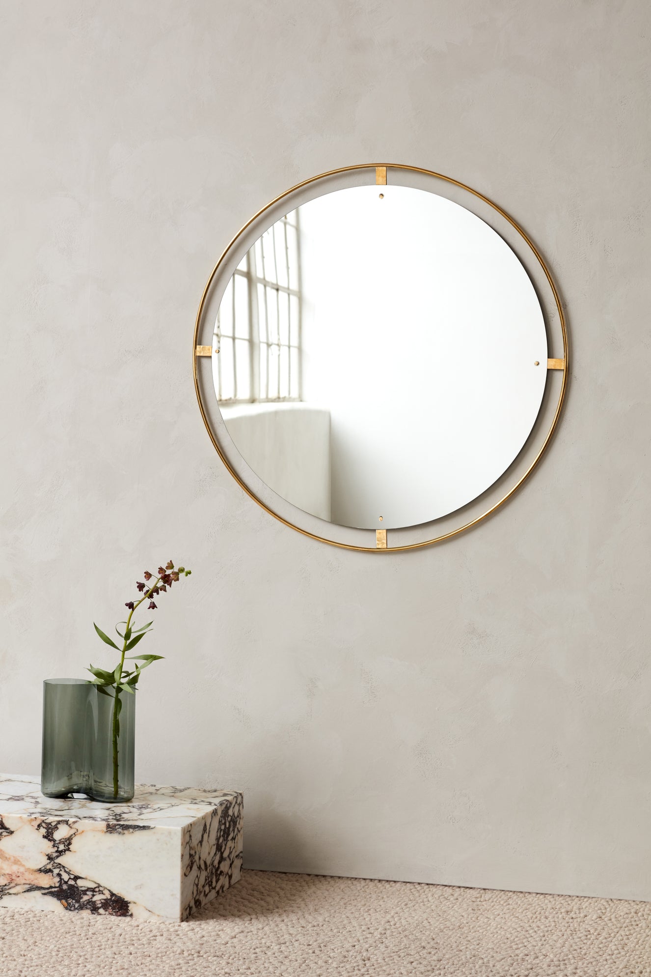AER vase blown glass