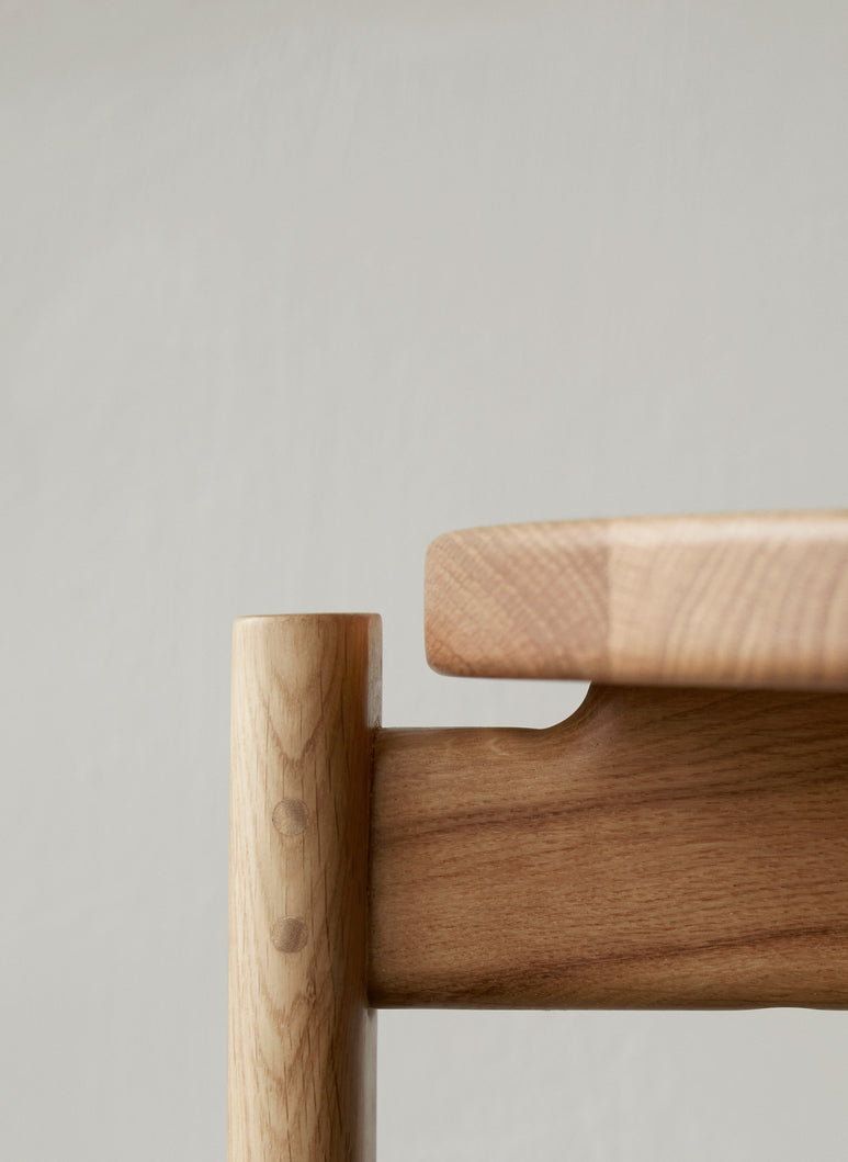 Hocker PASSAGE Eichenholz