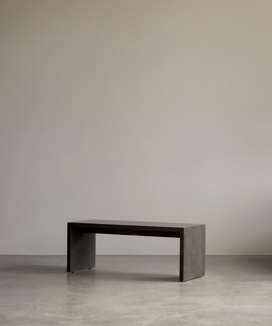 PLINTH BRIDGE Coffee Table Gray Marble
