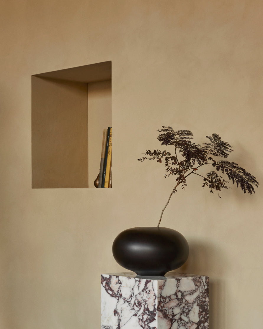 SURROUND vase mango wood