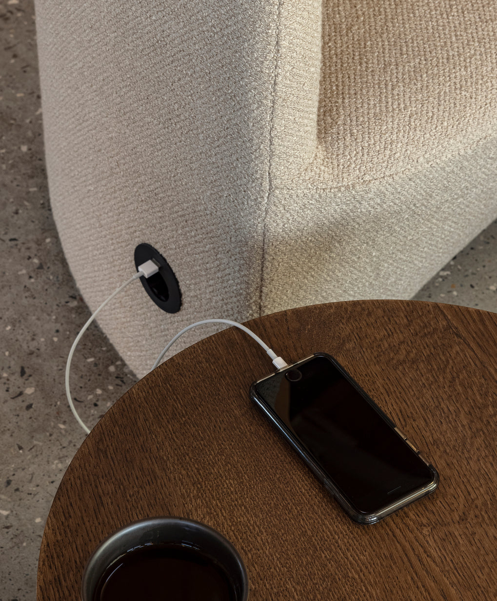 Beistelltisch ANDROGYNE Eichenfurnier