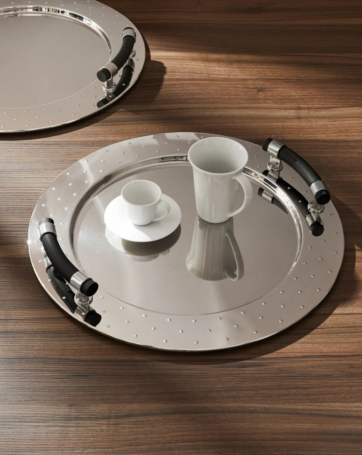 Taca MGVASS srebrny z czarnym – Alessi