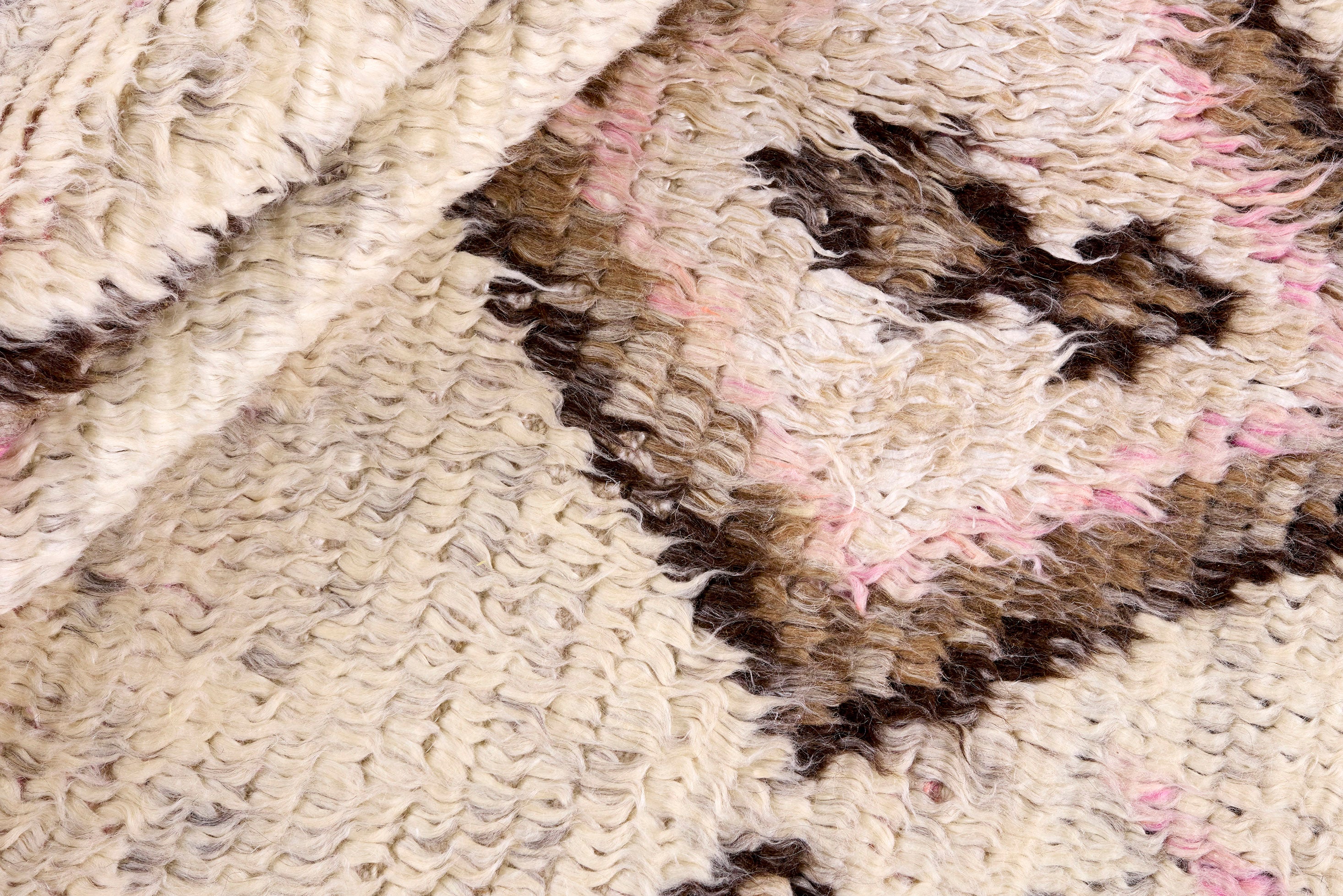 TRIBE beige rug with pink