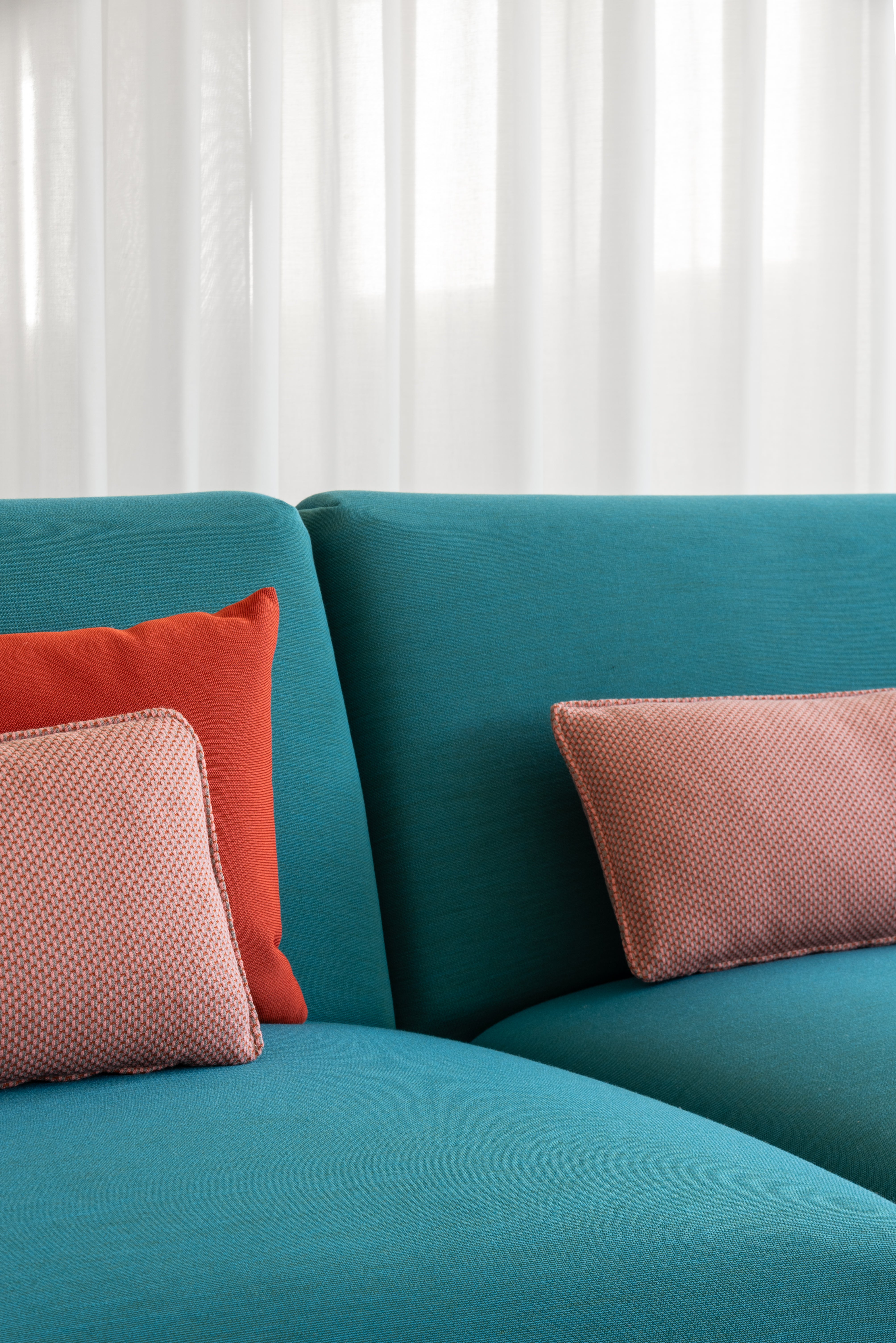 COSTUME modular sofa - upholstered middle module