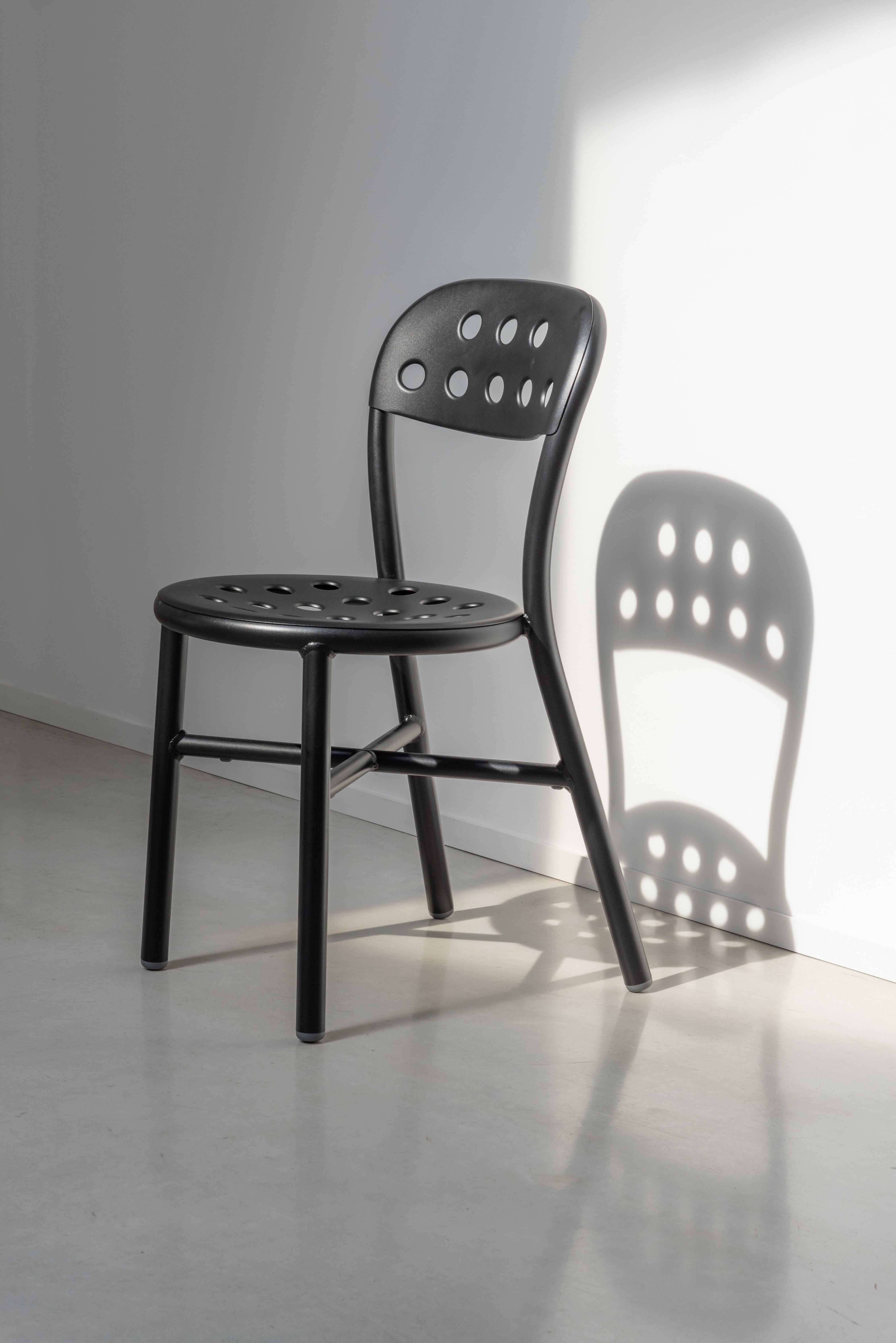 PIPE Outdoor-Stuhl weiß