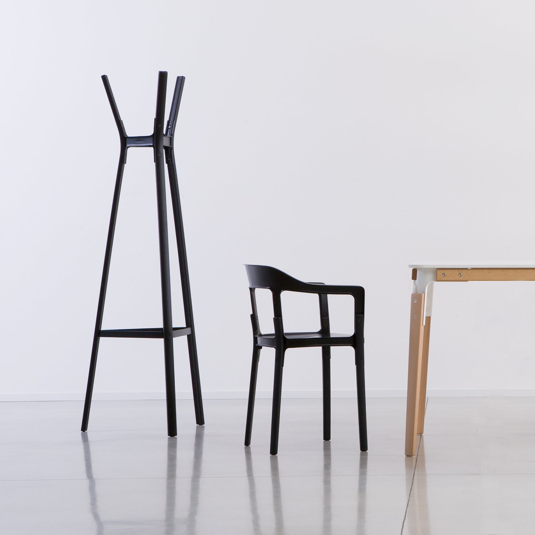 STEELWOOD Standbügel, dunkelbraunes Walnussholz