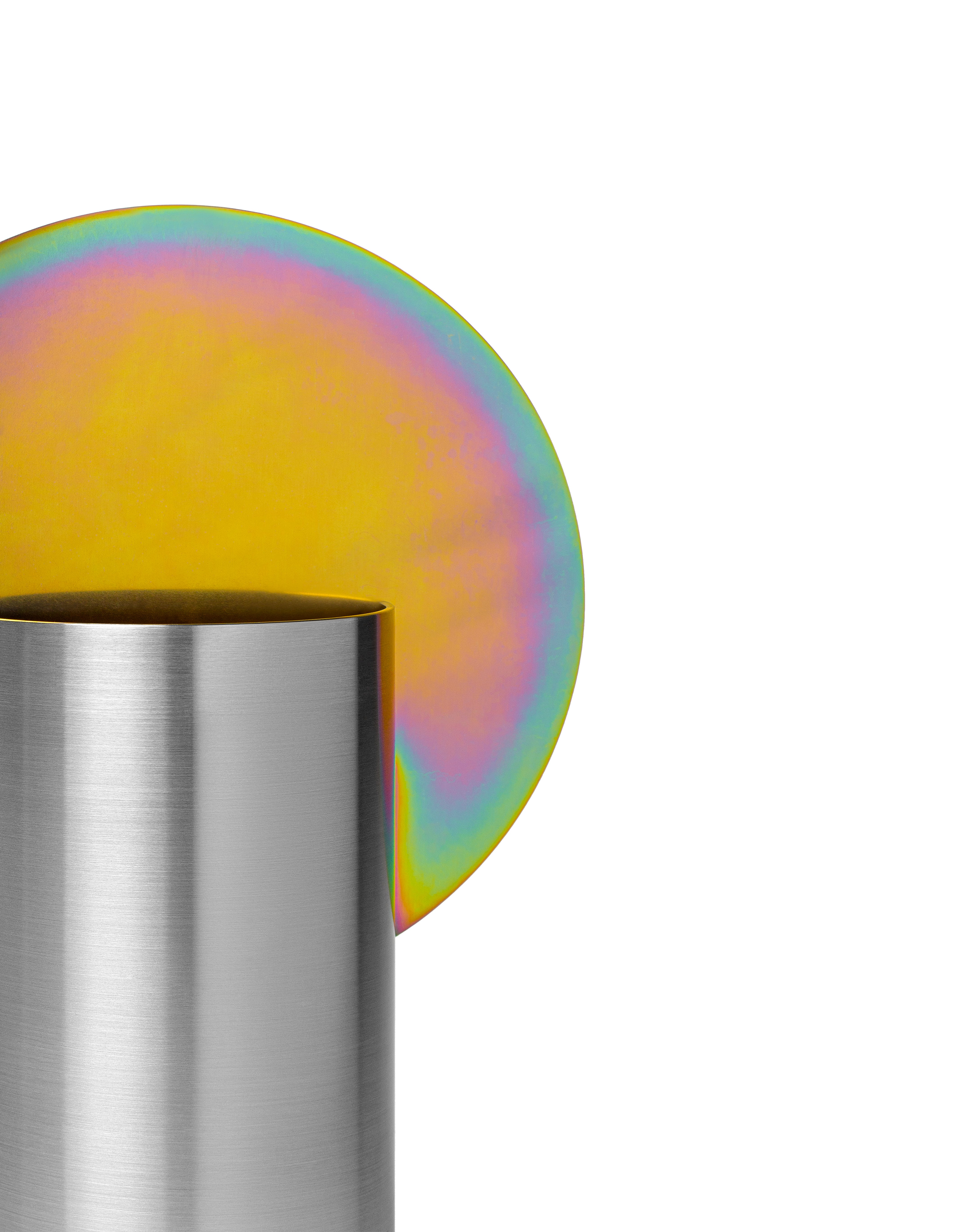 Wazon MALEVICH - NUMMERIERTE EDITION aus rostfreiem Stahl mit regenbogenfarbenem Zink