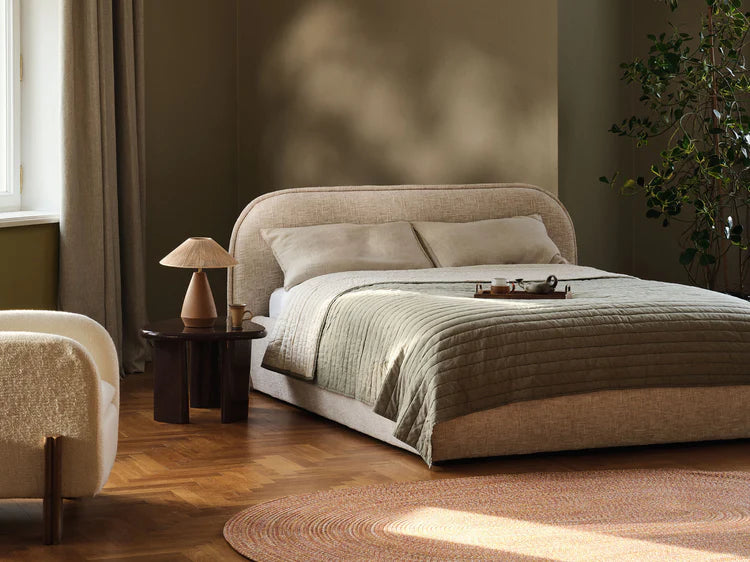 Bett MURADA satinblaues Chenille