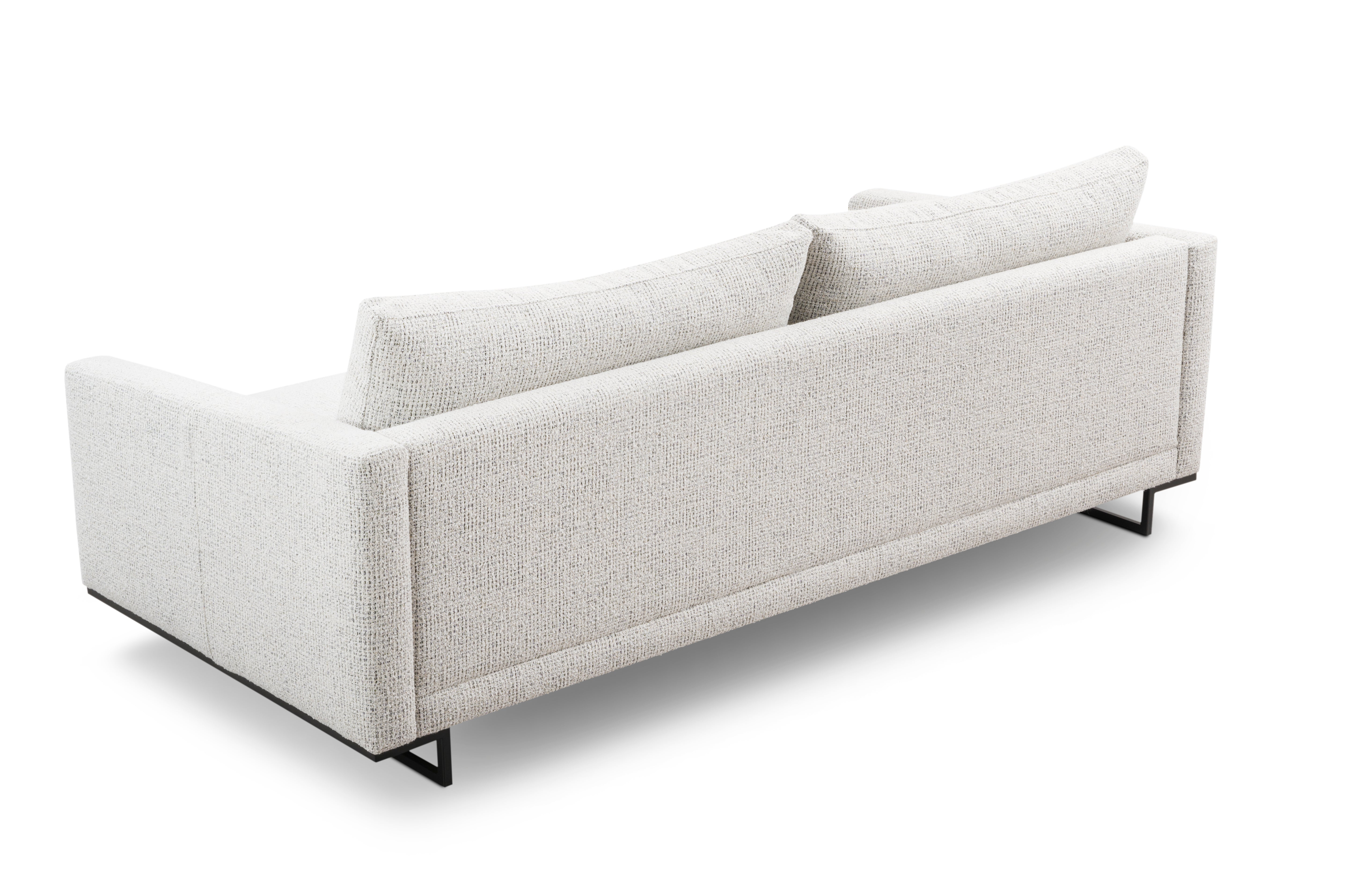 LORCA customizable sofa