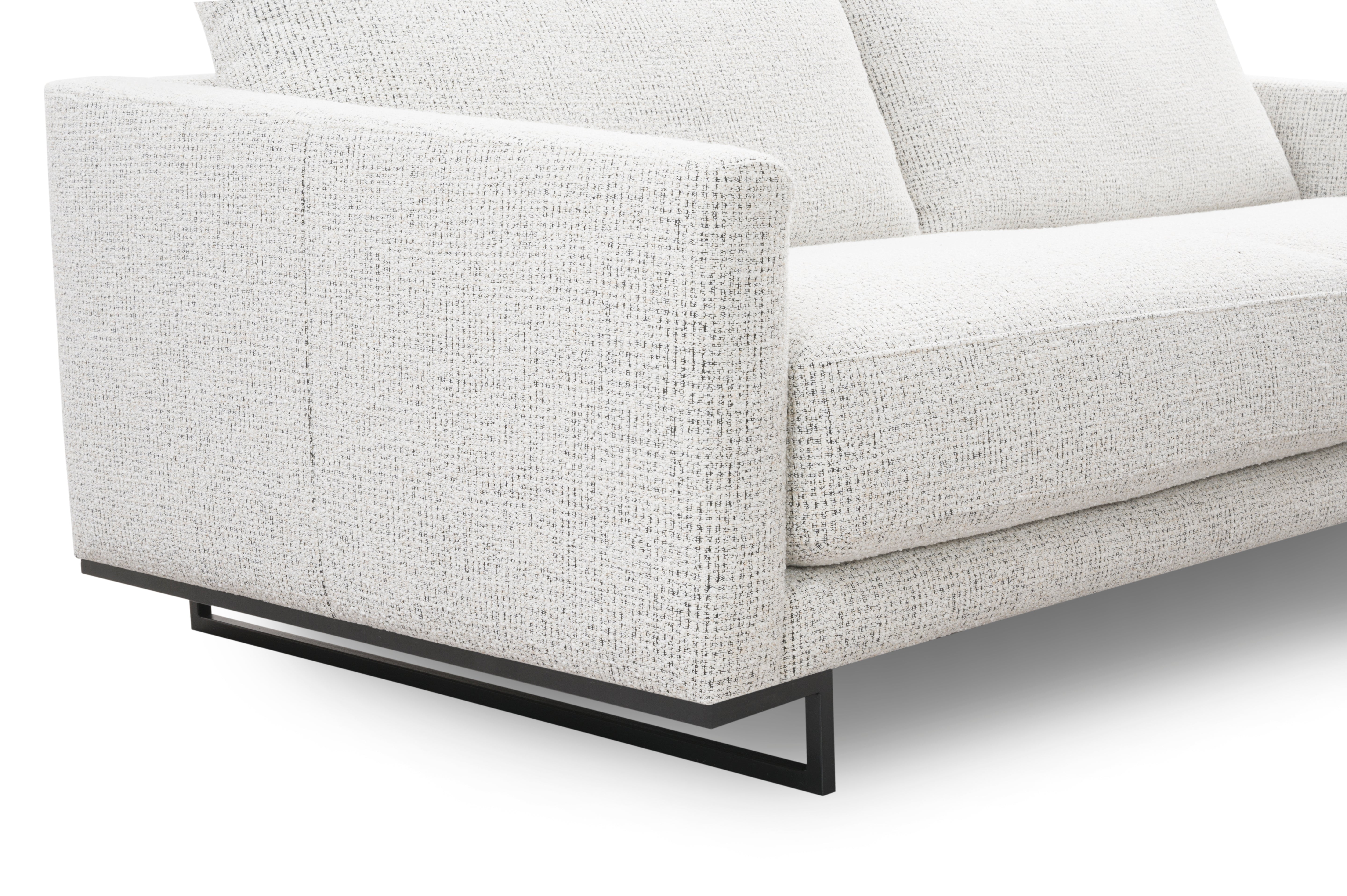 LORCA customizable sofa