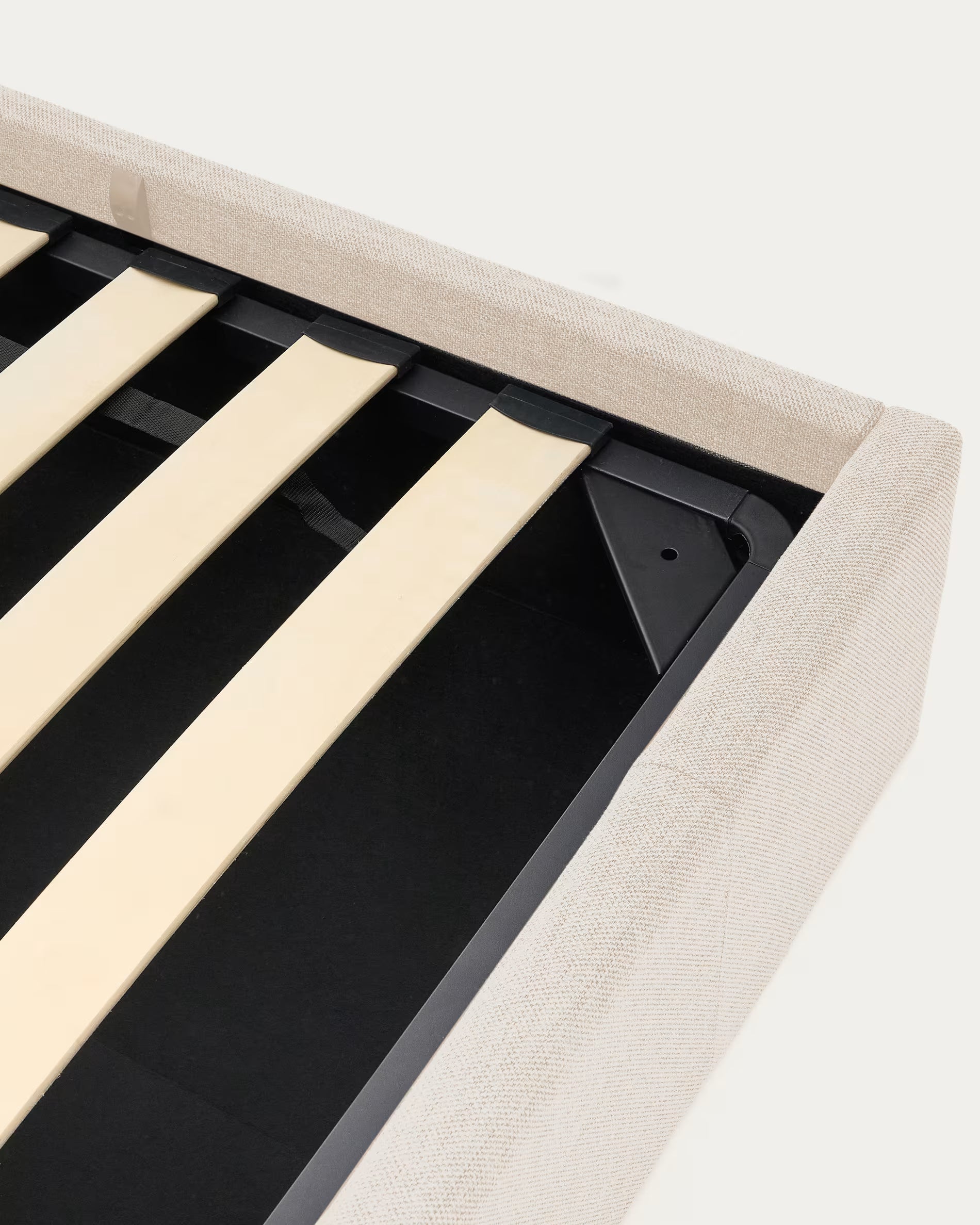 Bett mit Stauraum NAHIRI beige