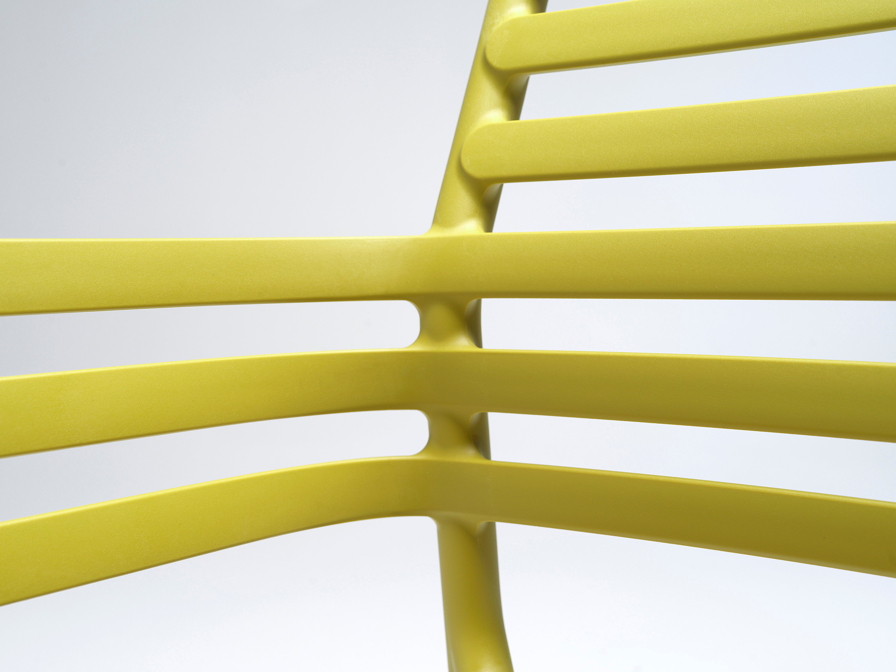 Outdoor chair with armrests DOGA cappuccino