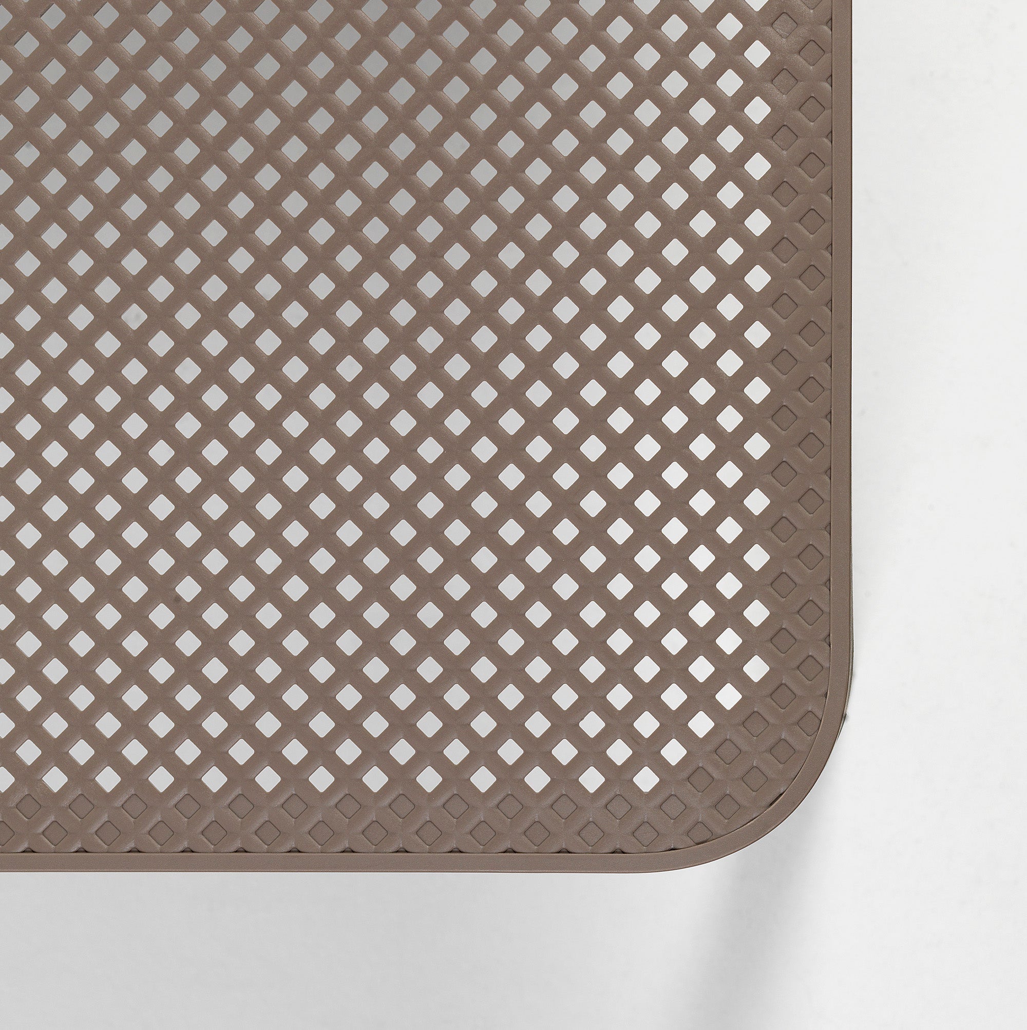 NET Outdoor Table Mustard