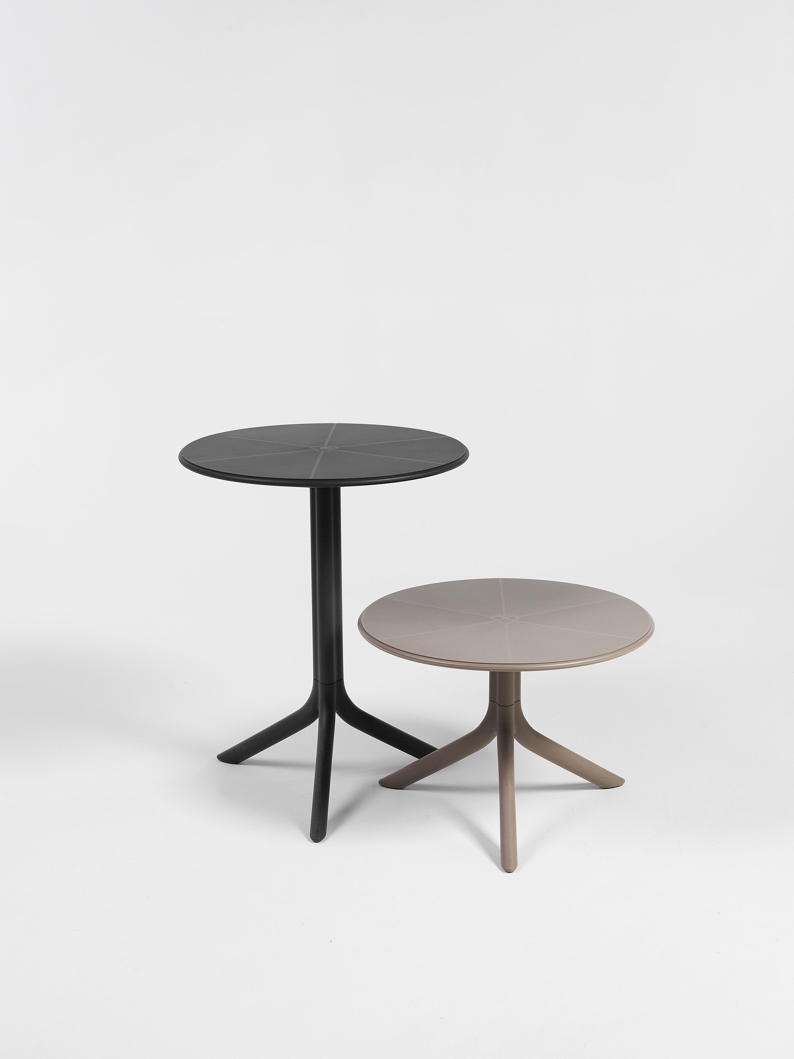 Runder höhenverstellbarer Gartentisch SPRITZ beige