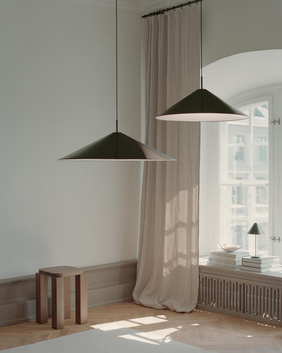 Black brolly hanging lamp