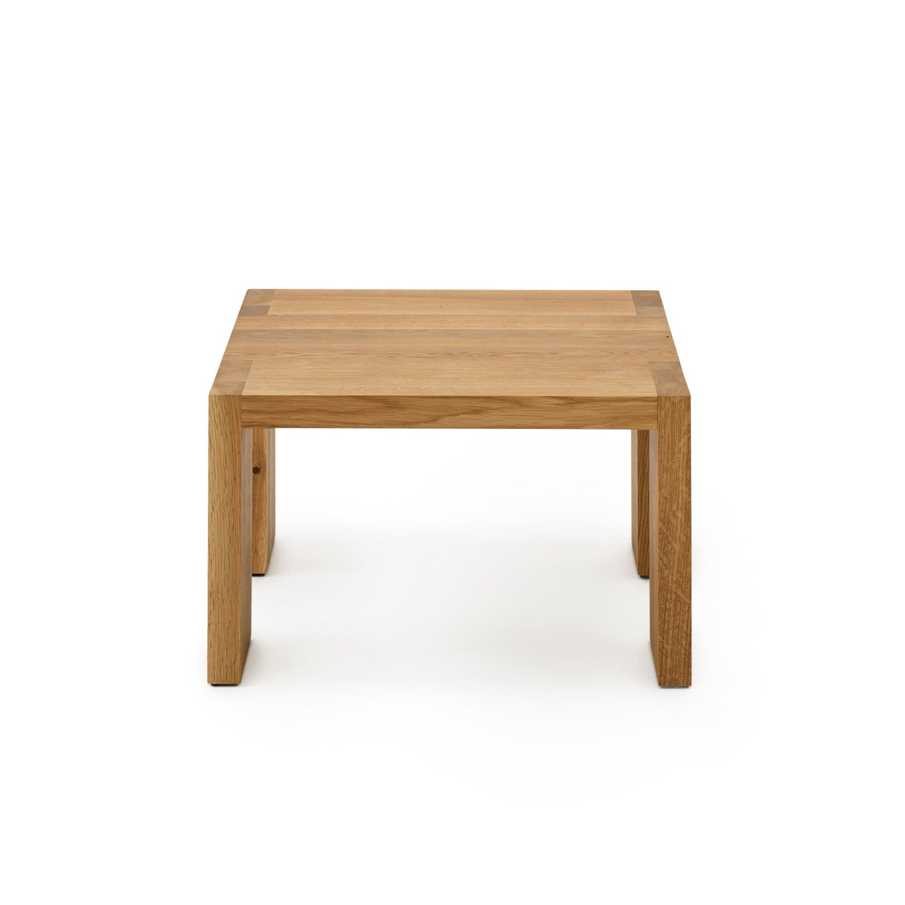 Kaffeetisch TENON aus Eichenholz