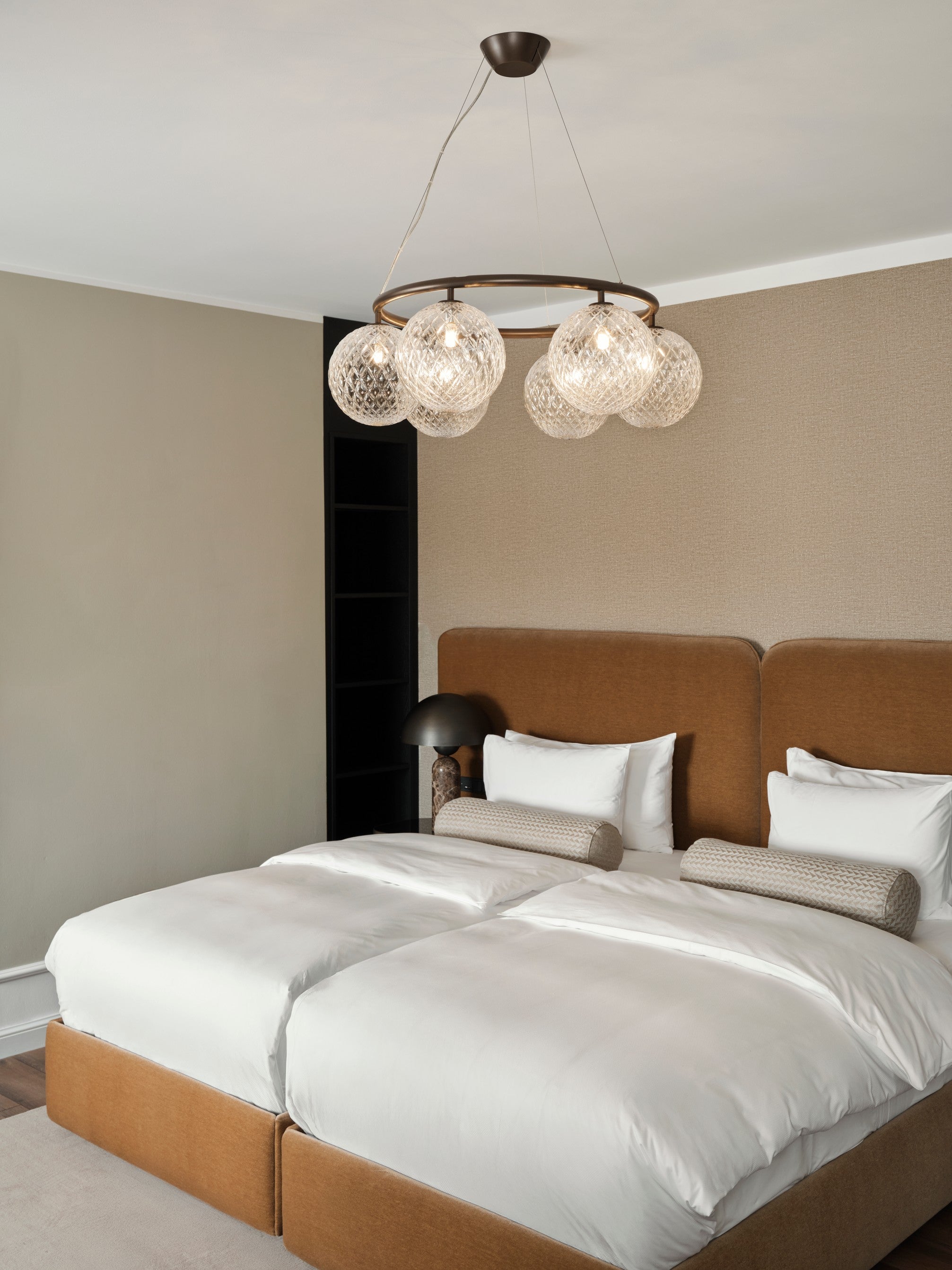MIIRA 6 CIRCULAR Pendant Lamp Dark Brown with Transparent Glass