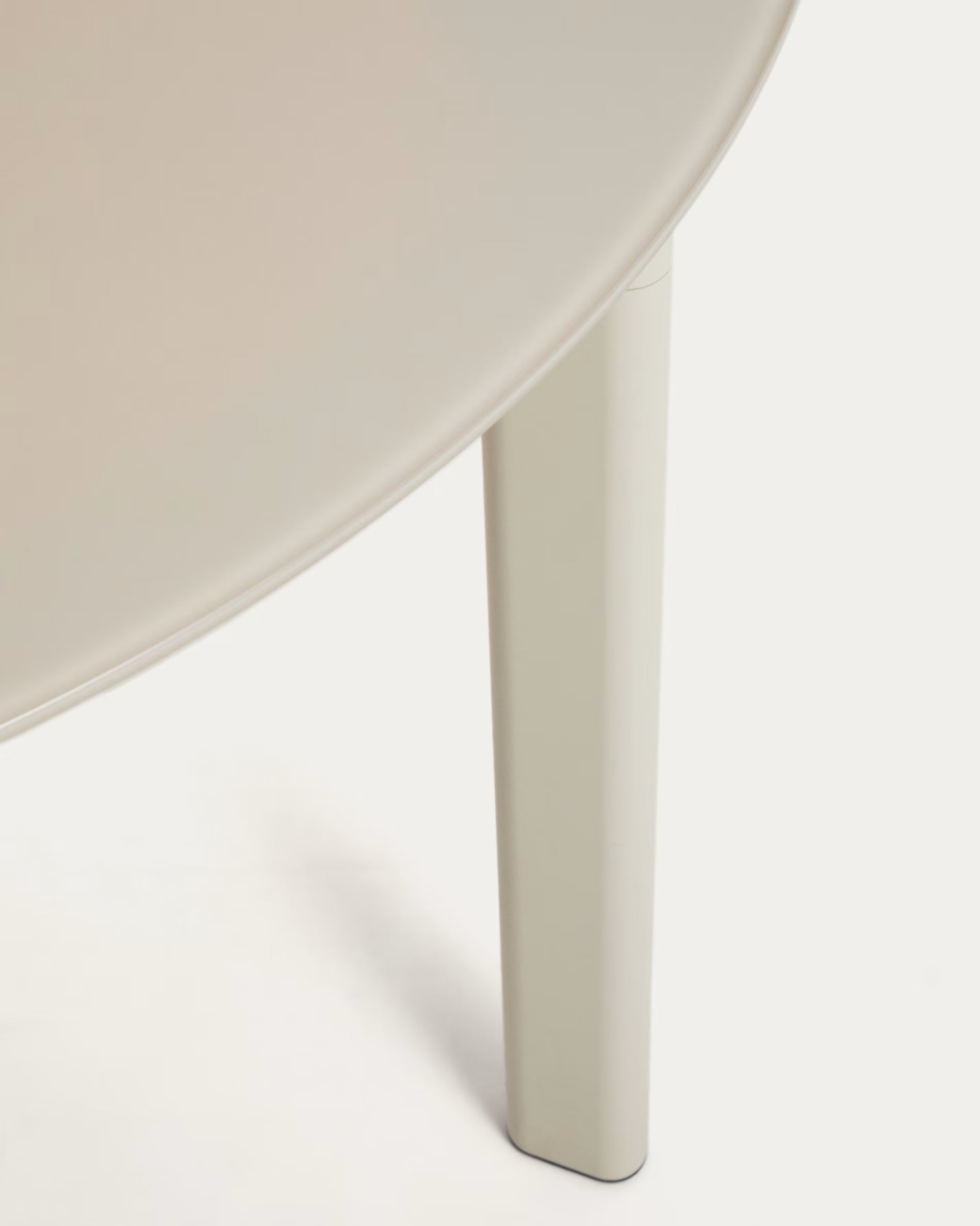 ERICE Ecru Round Garden Table