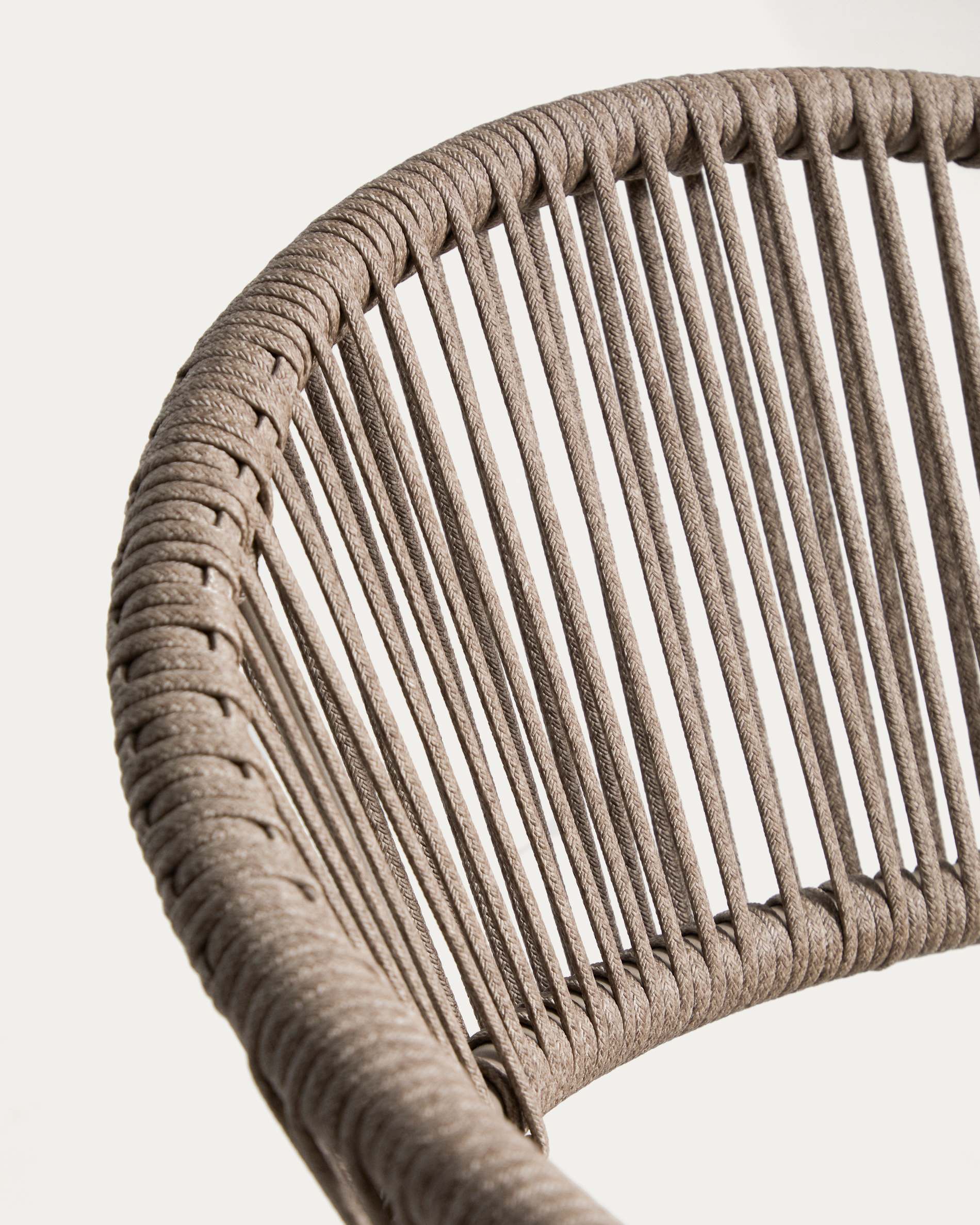 Krzesło ogrodowe ALIMIA taupe – Kave Home