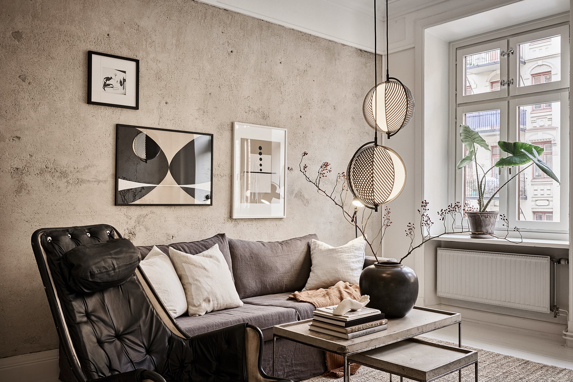 MONDO black pendant lamp