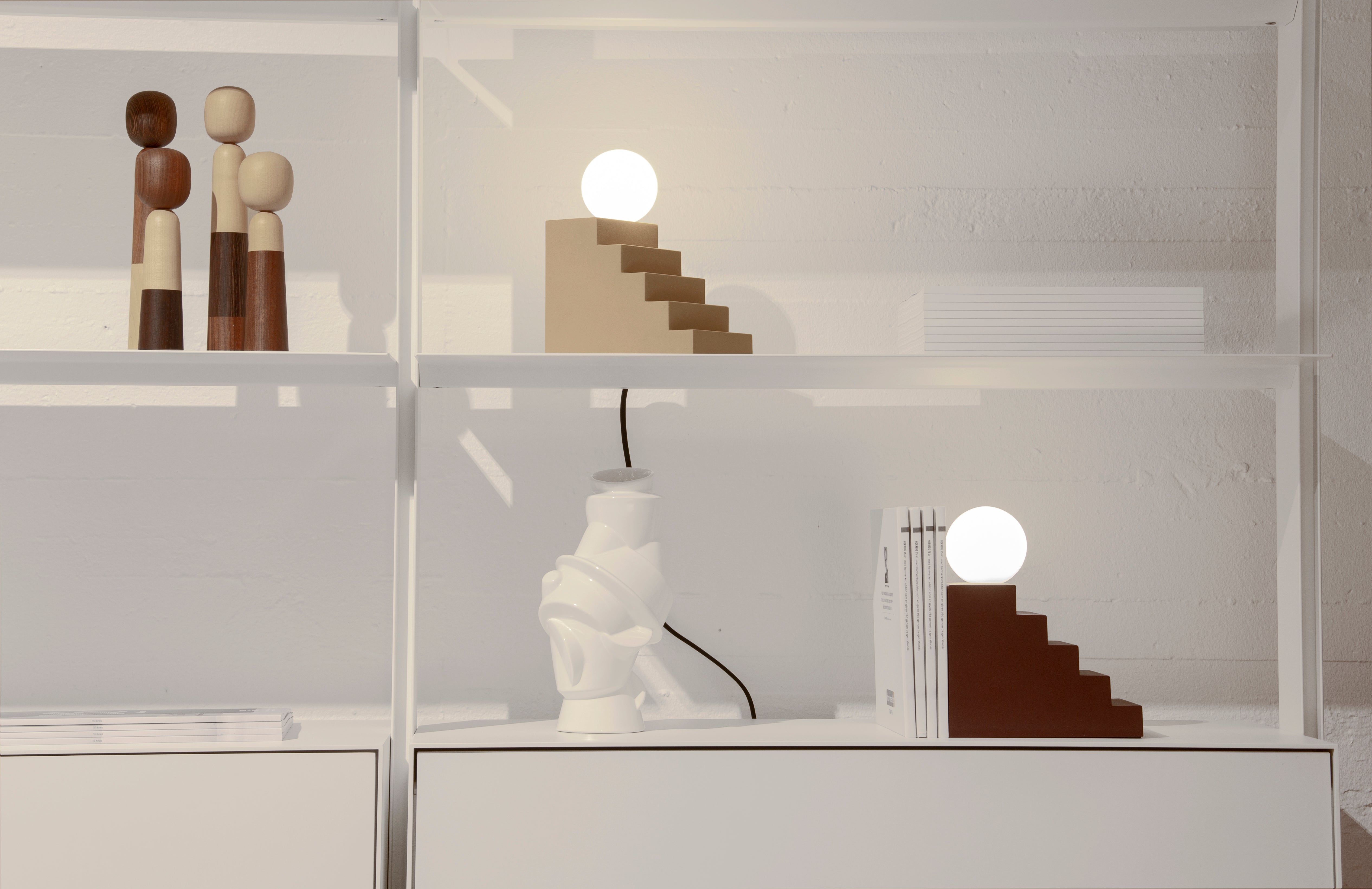 STAIR table lamp red