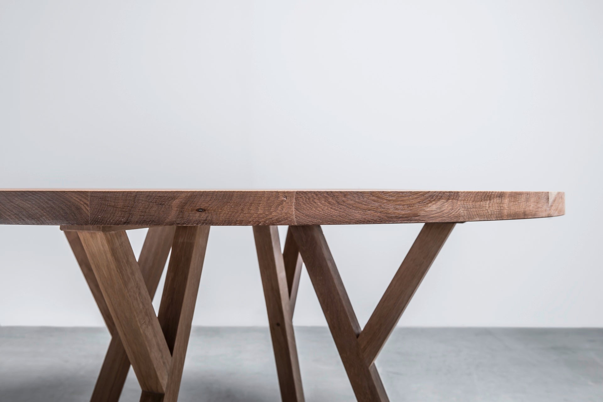Round Table GLORIA Oak Wood