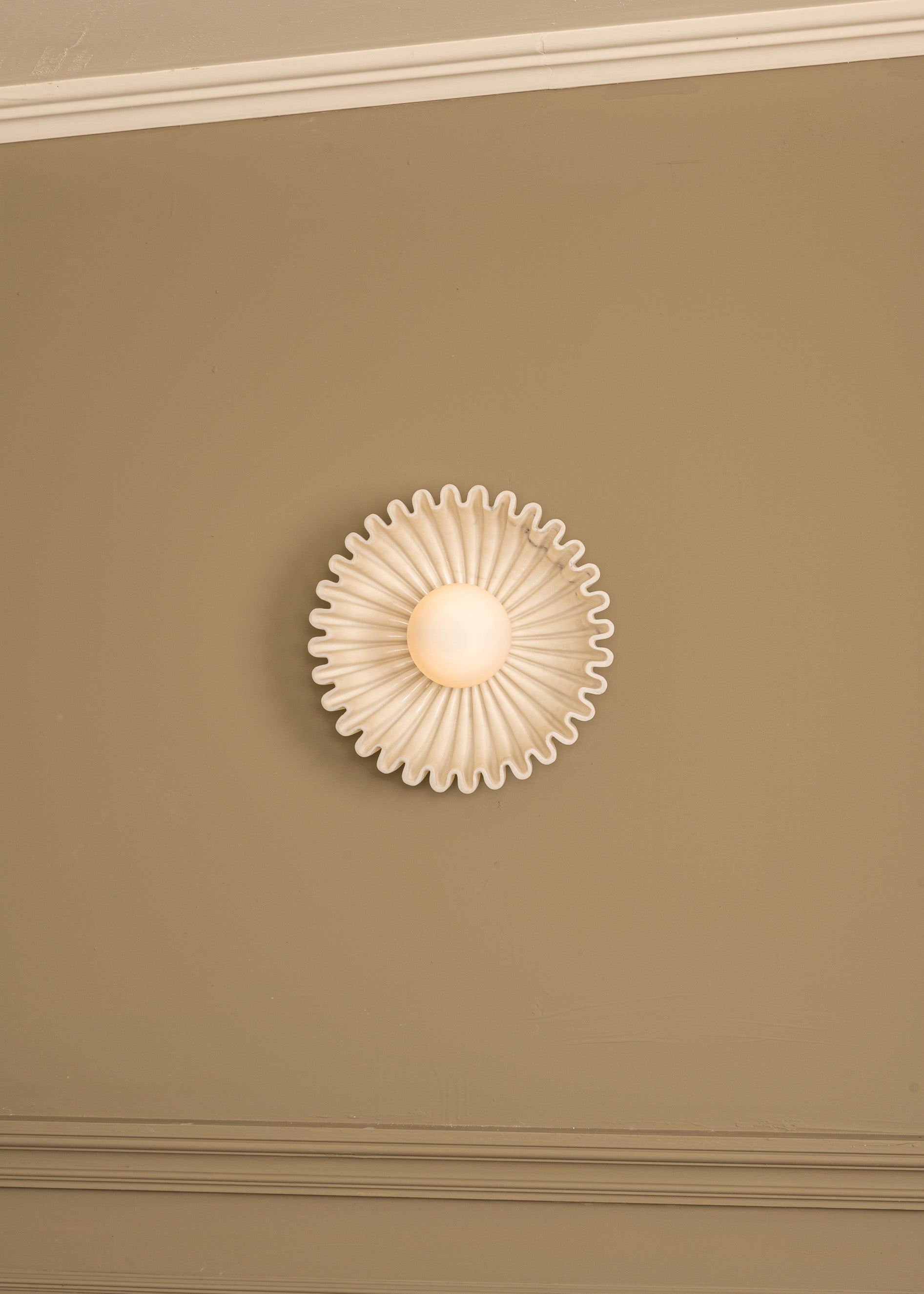 OSTRO Wall Lamp White Marble