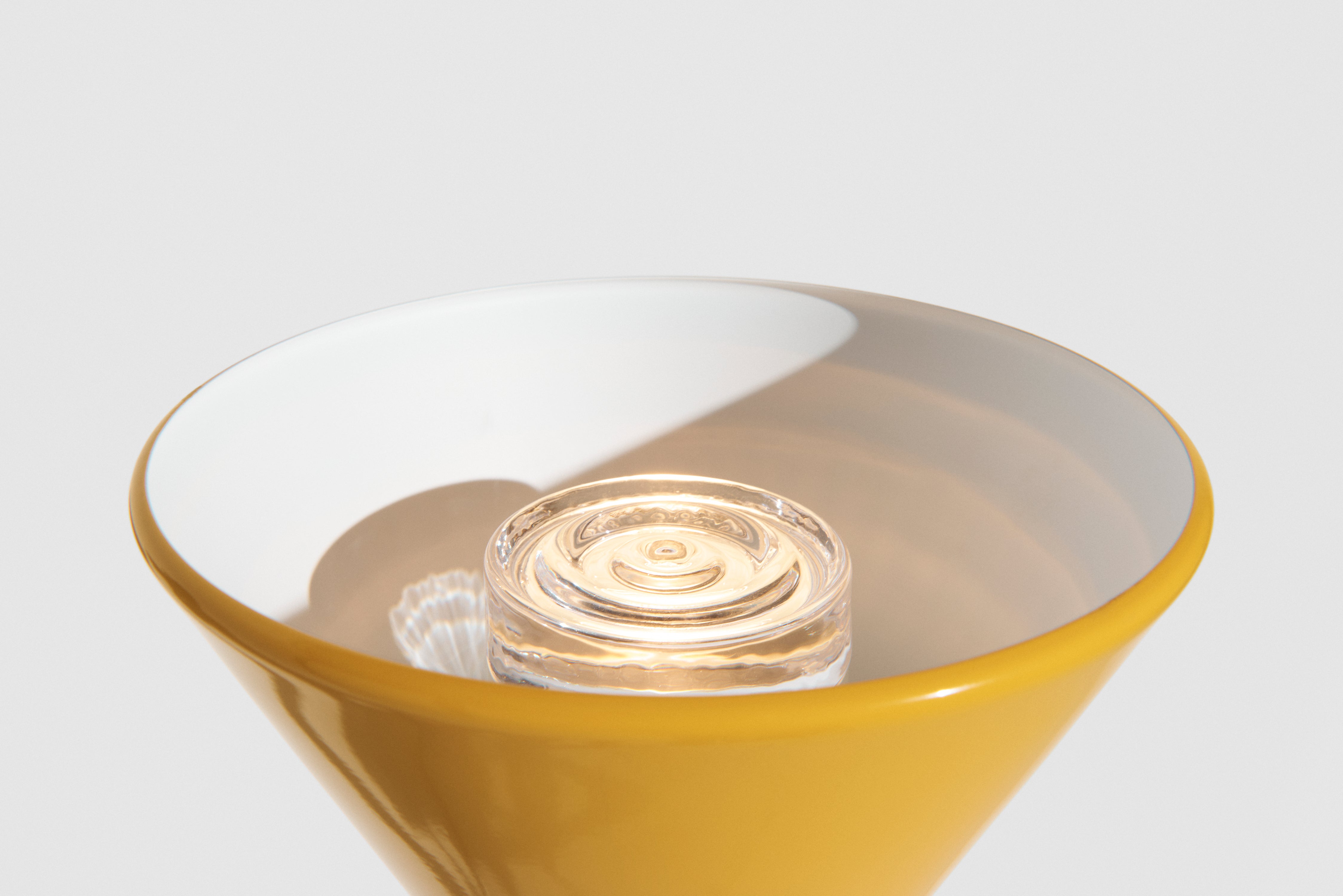 Lampa podłogowa PYL żółty – Petite Friture