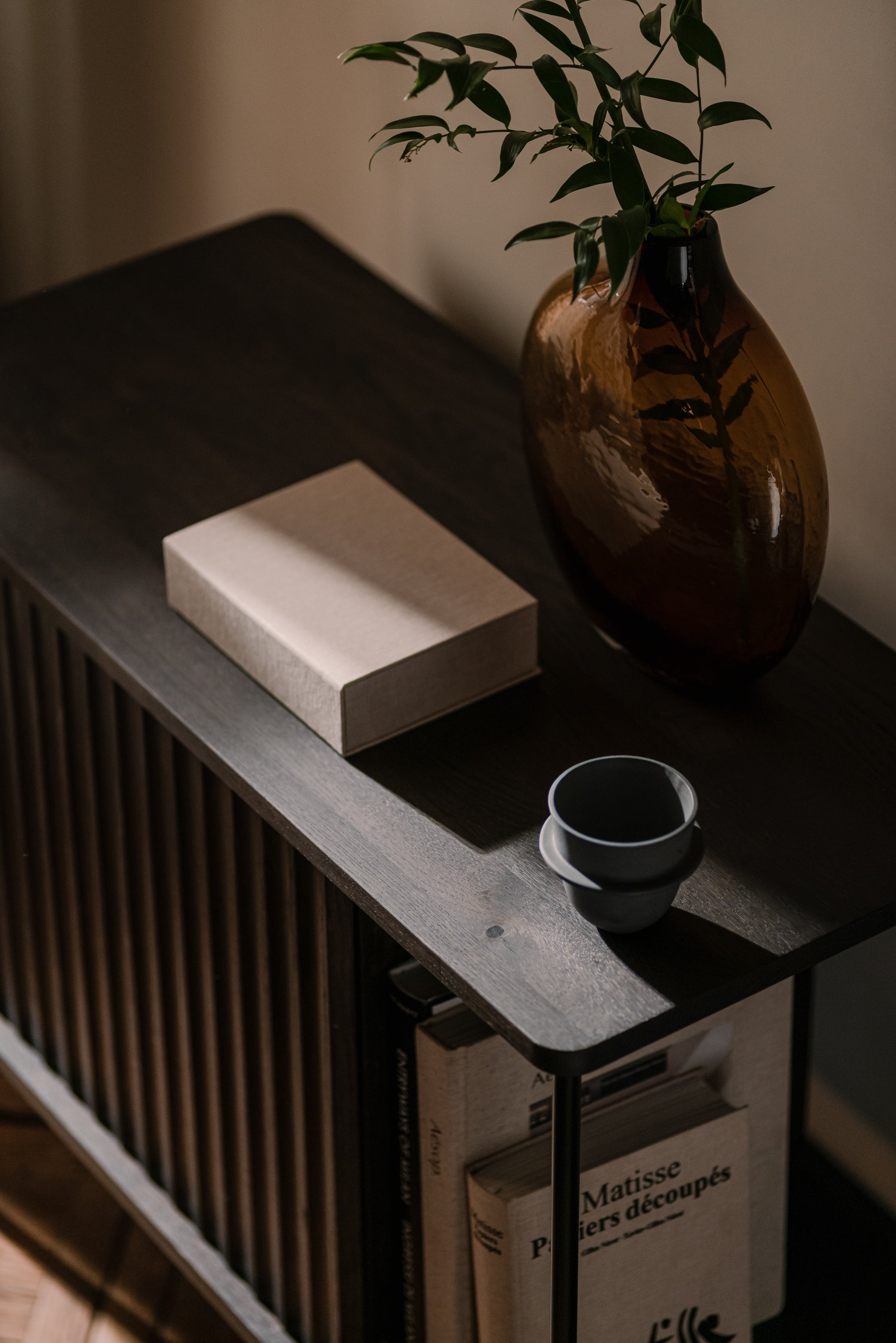 MAYA Cabinet Bleached Oak Wood