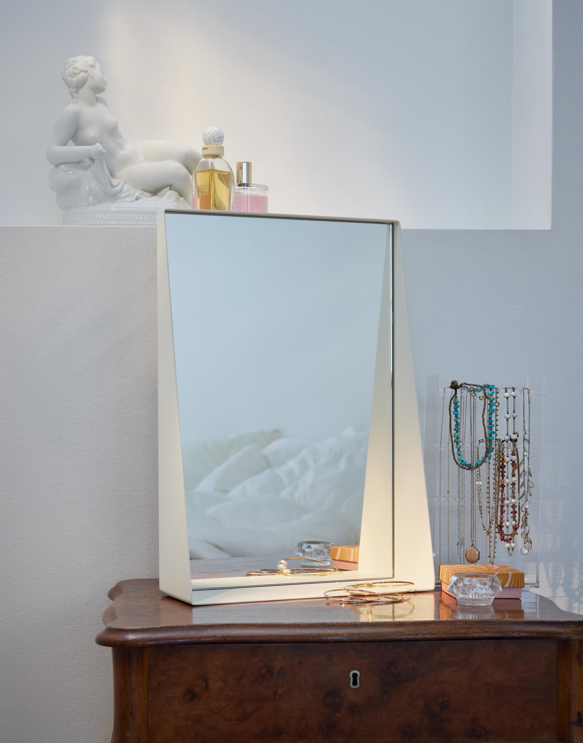 BEAK wall mirror beige