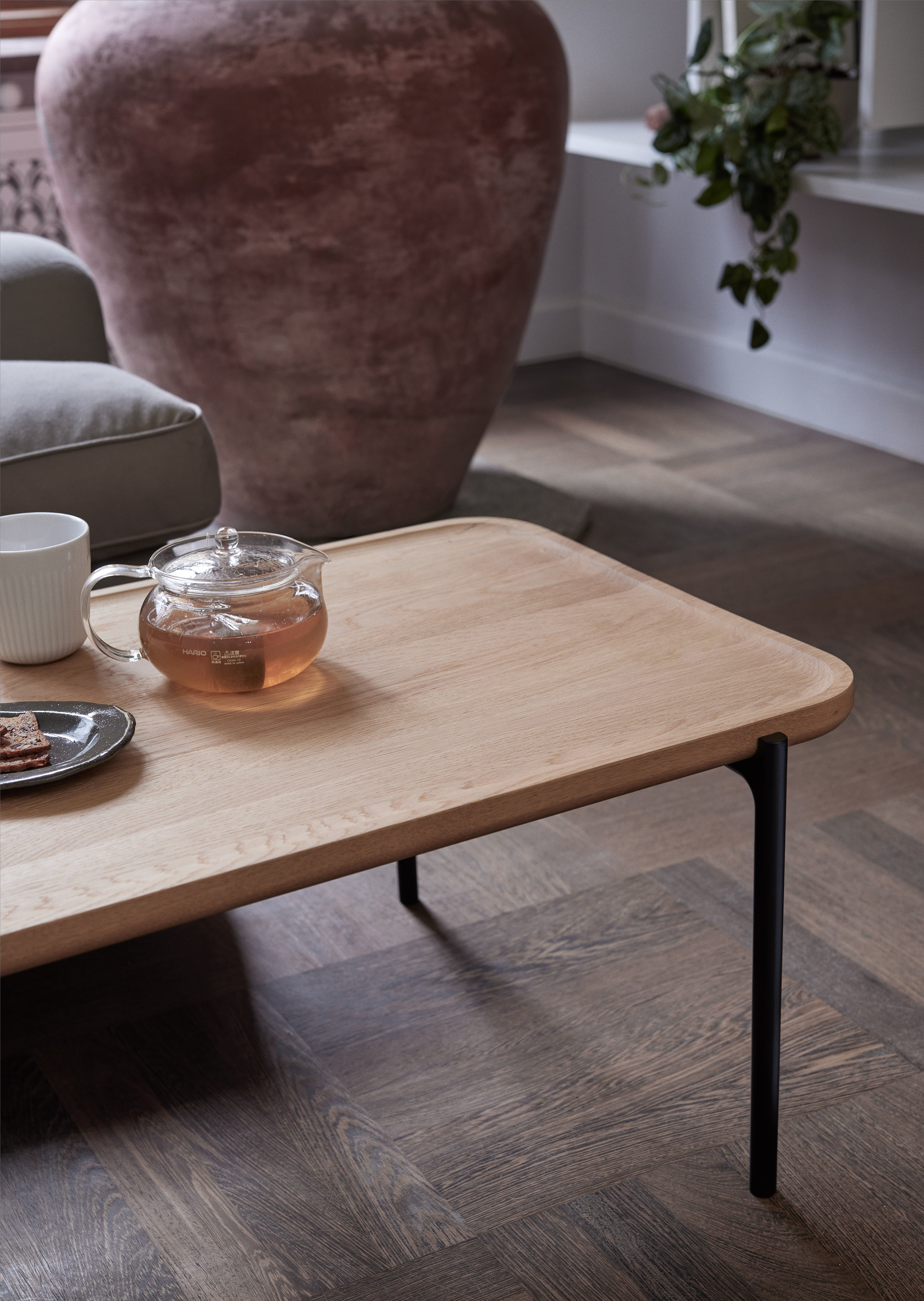 Rectangular Side Table SAVOYE White Oak with Black Base